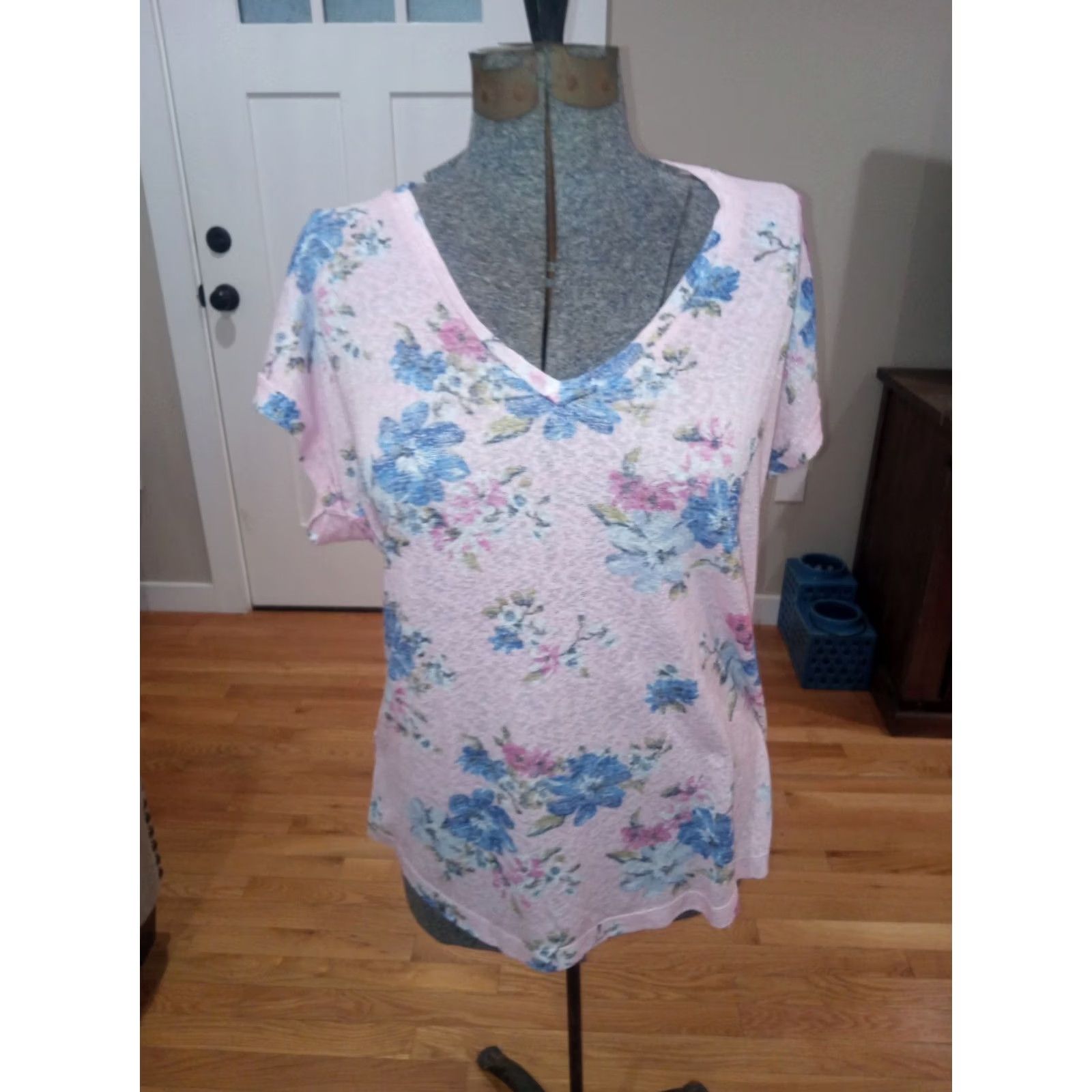 Vintage B COLLECTION BY BOBEAU Blouse Shirt Short Sleeve Pink Floral XL Womens V-Neck Knit Lightweight Casual Cubs? Size XL / US 12-14 / IT 48-50 - 3 Thumbnail