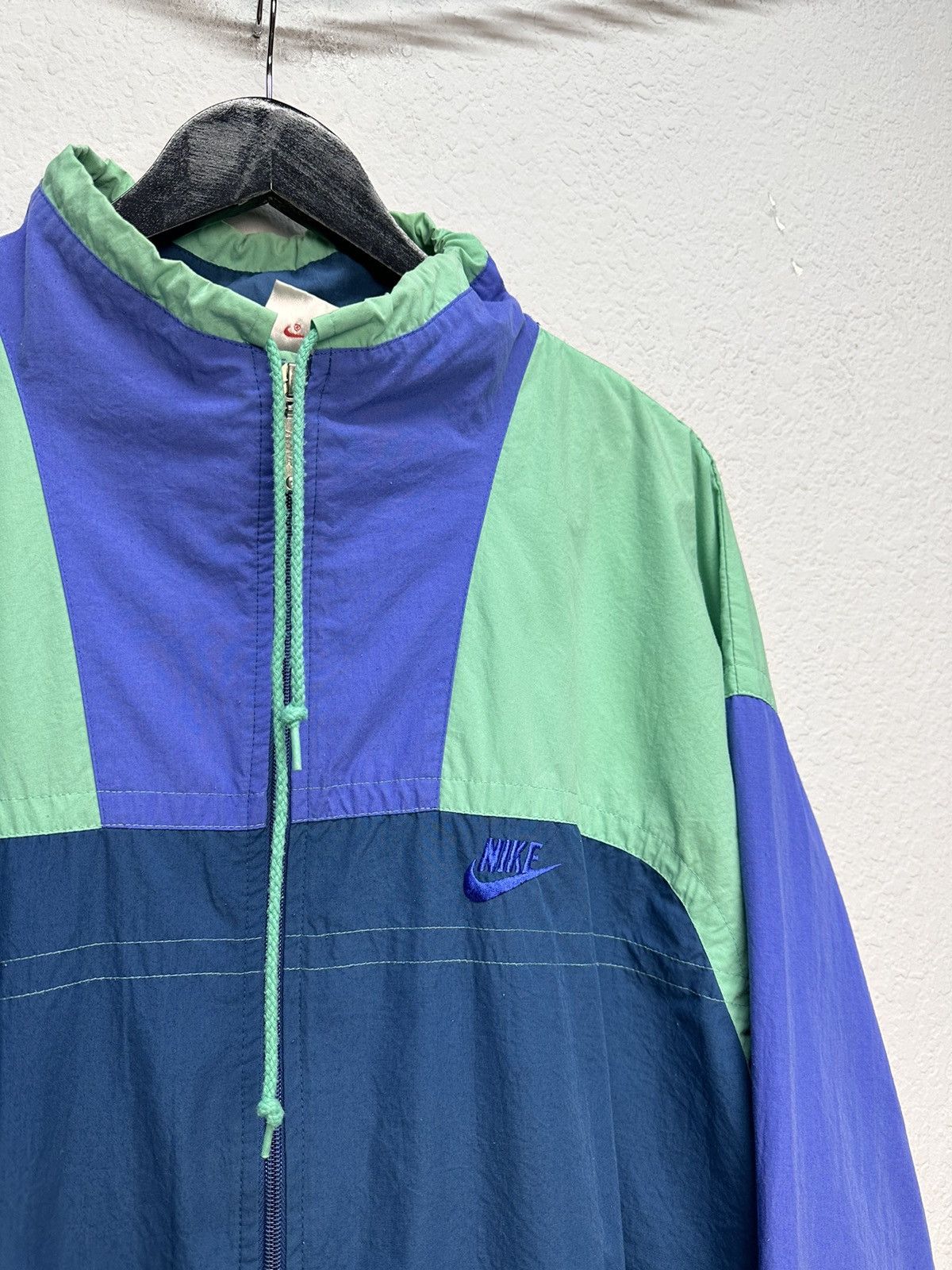 Nike Vintage 00s Nylon Nike Jacket Hoodie Rare Suits Big Swoosh Size US XL / EU 56 / 4 - 4 Thumbnail