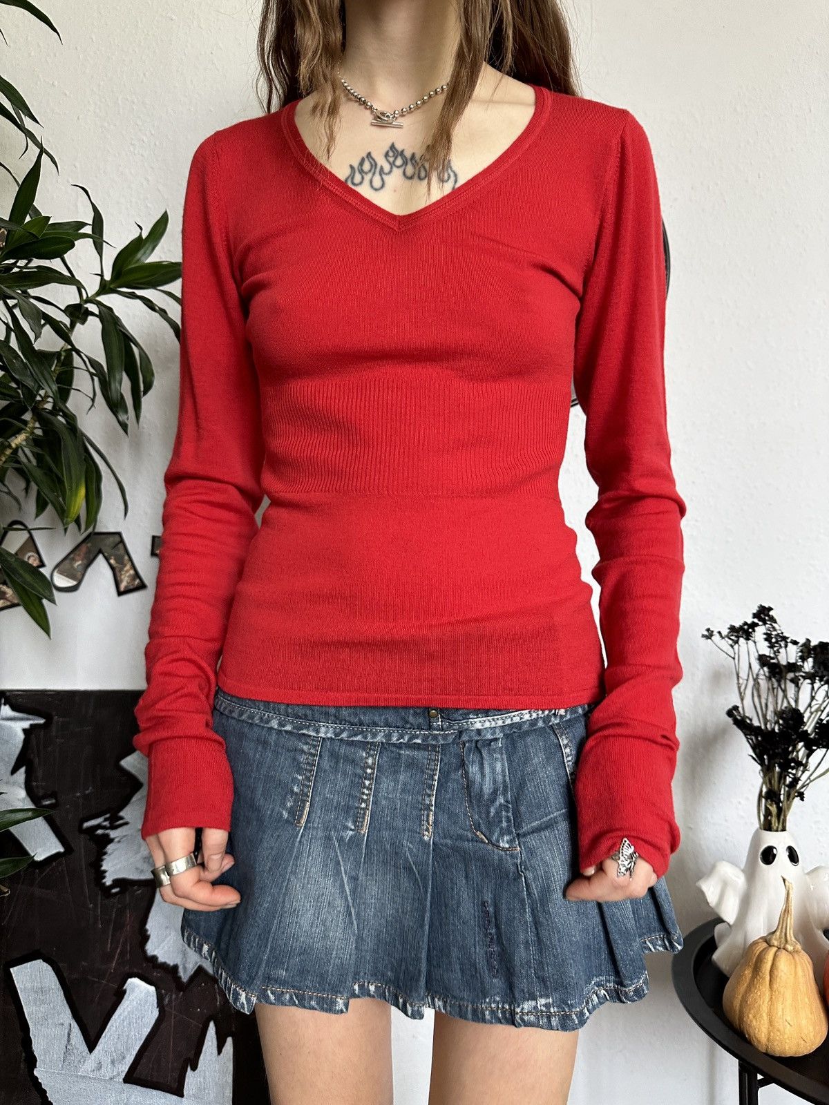Beauty Beast × If Six Was Nine Soft Red Merino Wool Stretchy V-neck Top Coquette Size M / US 6-8 / IT 42-44 - 2 Thumbnail
