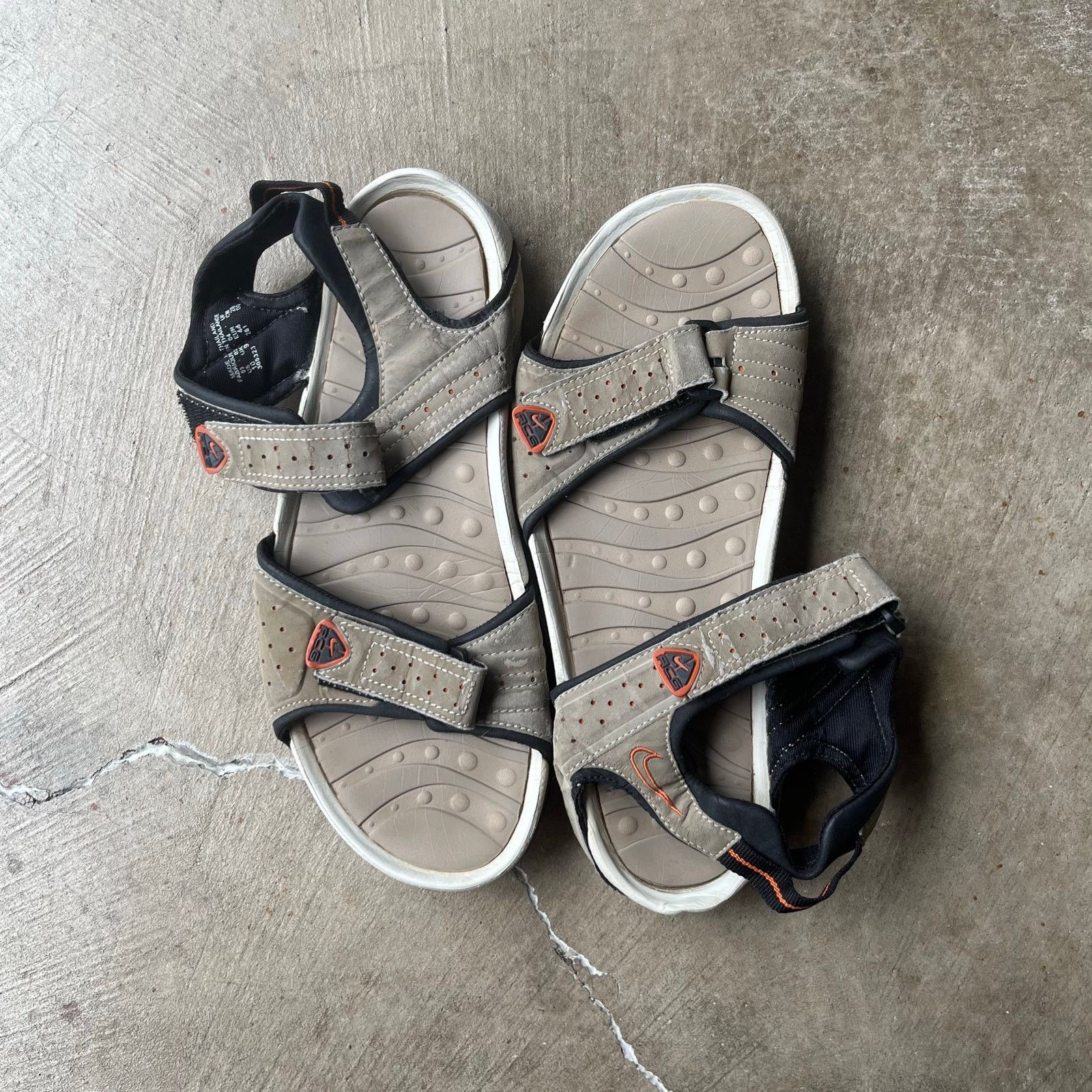 Vintage NIKE ACG SANDALS SIZE 10 STRAP DESCHOTES Size US 10 / EU 43 - 1 Thumbnail
