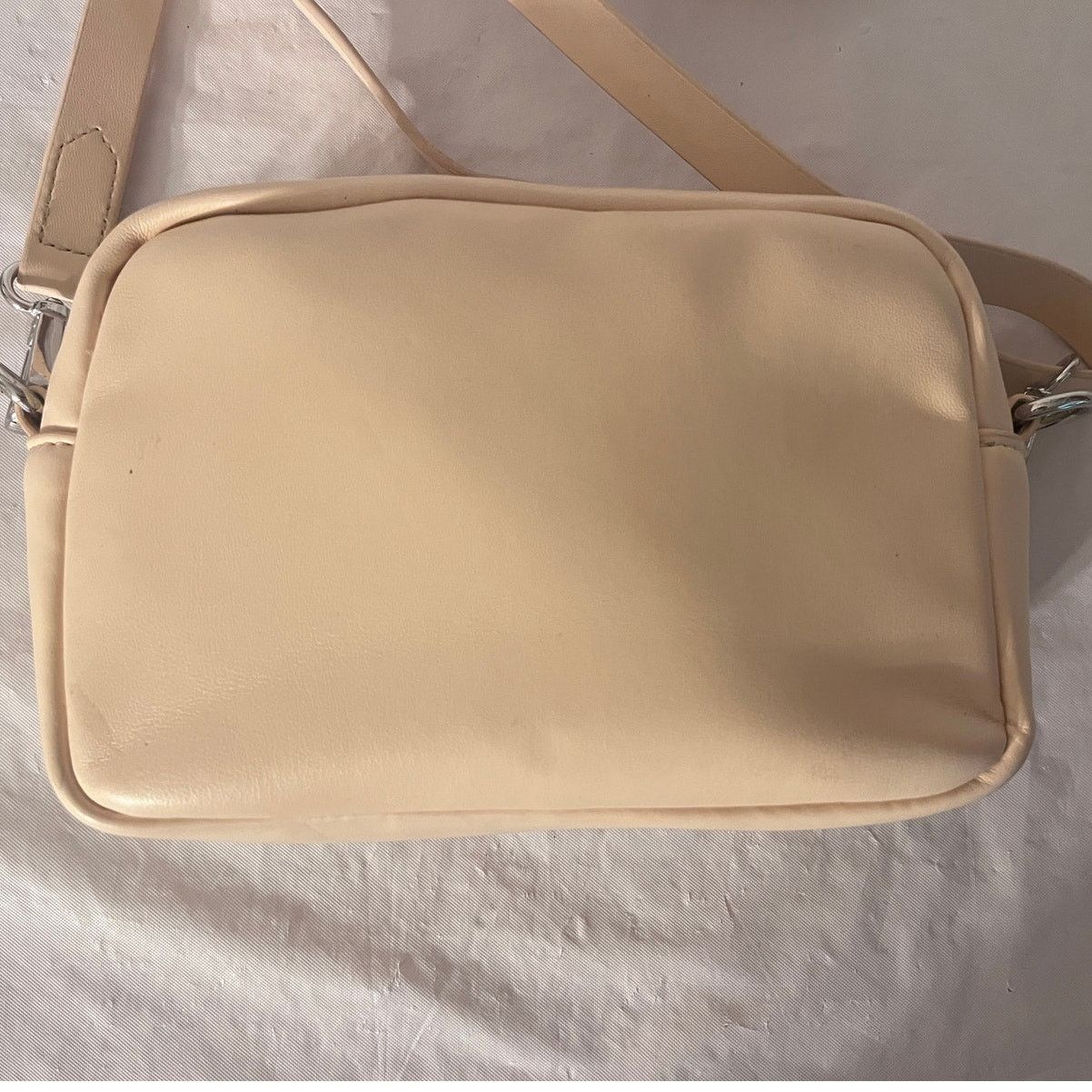 Levi's Levi’s Sally Camera Crossbody Bag Peach Cream Size ONE SIZE - 4 Thumbnail