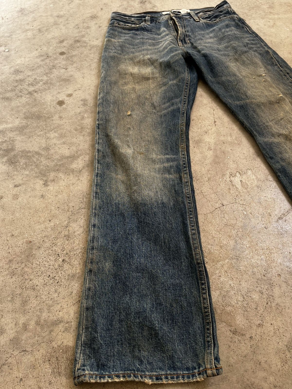 Gap Gap easy fit mud wash designed distress denim Size US 32 / EU 48 - 4 Thumbnail