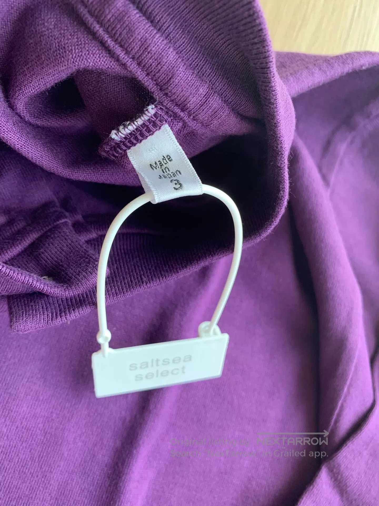 blurhms extra soft henley. Size US M / EU 48-50 / 2 - 4 Thumbnail