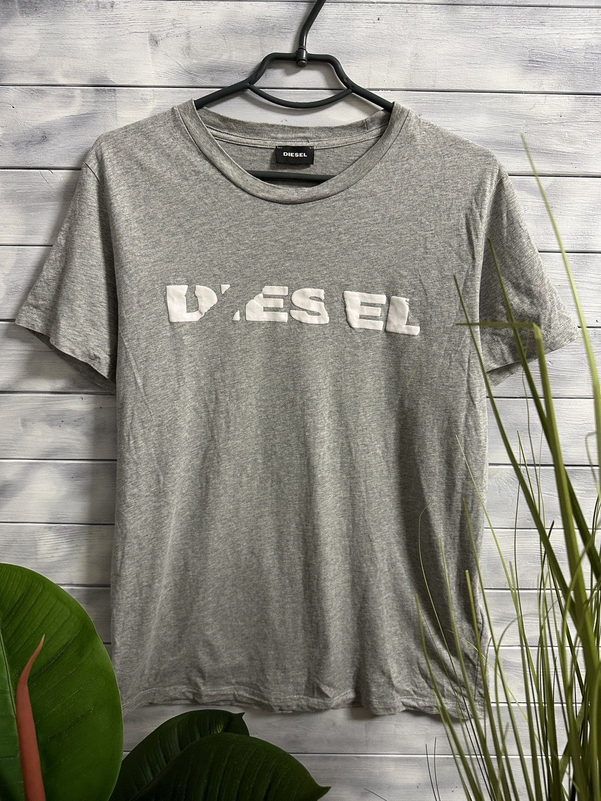 Diesel Rare Luxury T-Shirt Diesel Big Logo. Size US M / EU 48-50 / 2 - 1 Thumbnail