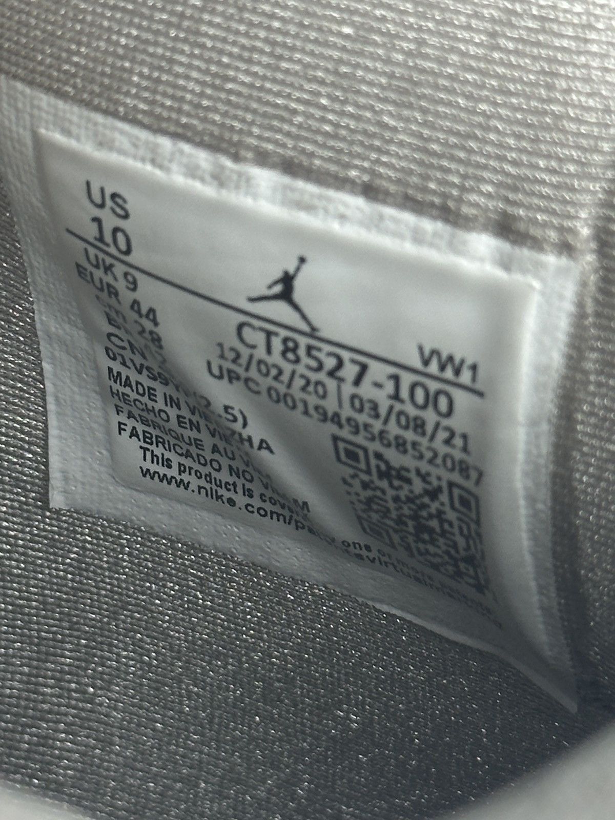 Jordan Brand Size 10 - Jordan 4 Retro Mid White Oreo Size US 10 / EU 43 - 7 Thumbnail