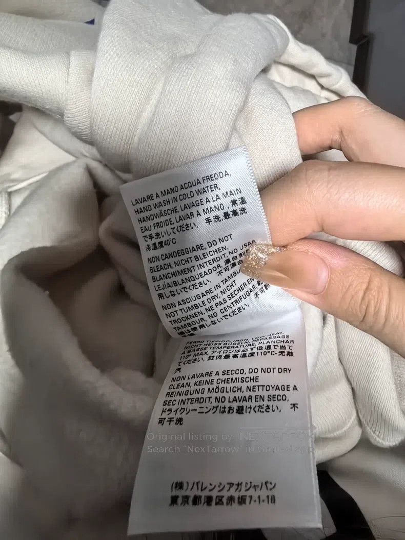 Balenciaga Balenciaga Beige Sweatshirt with Blue Label Size US L / EU 52-54 / 3 - 6 Thumbnail