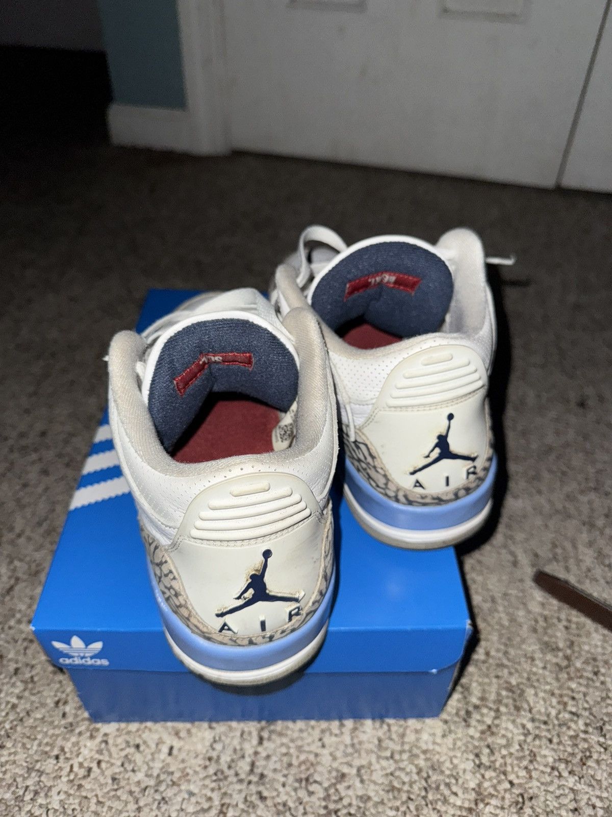 Jordan Brand Jordan Retro 3 Uncs size 9 Size US 9 / EU 42 - 4 Thumbnail