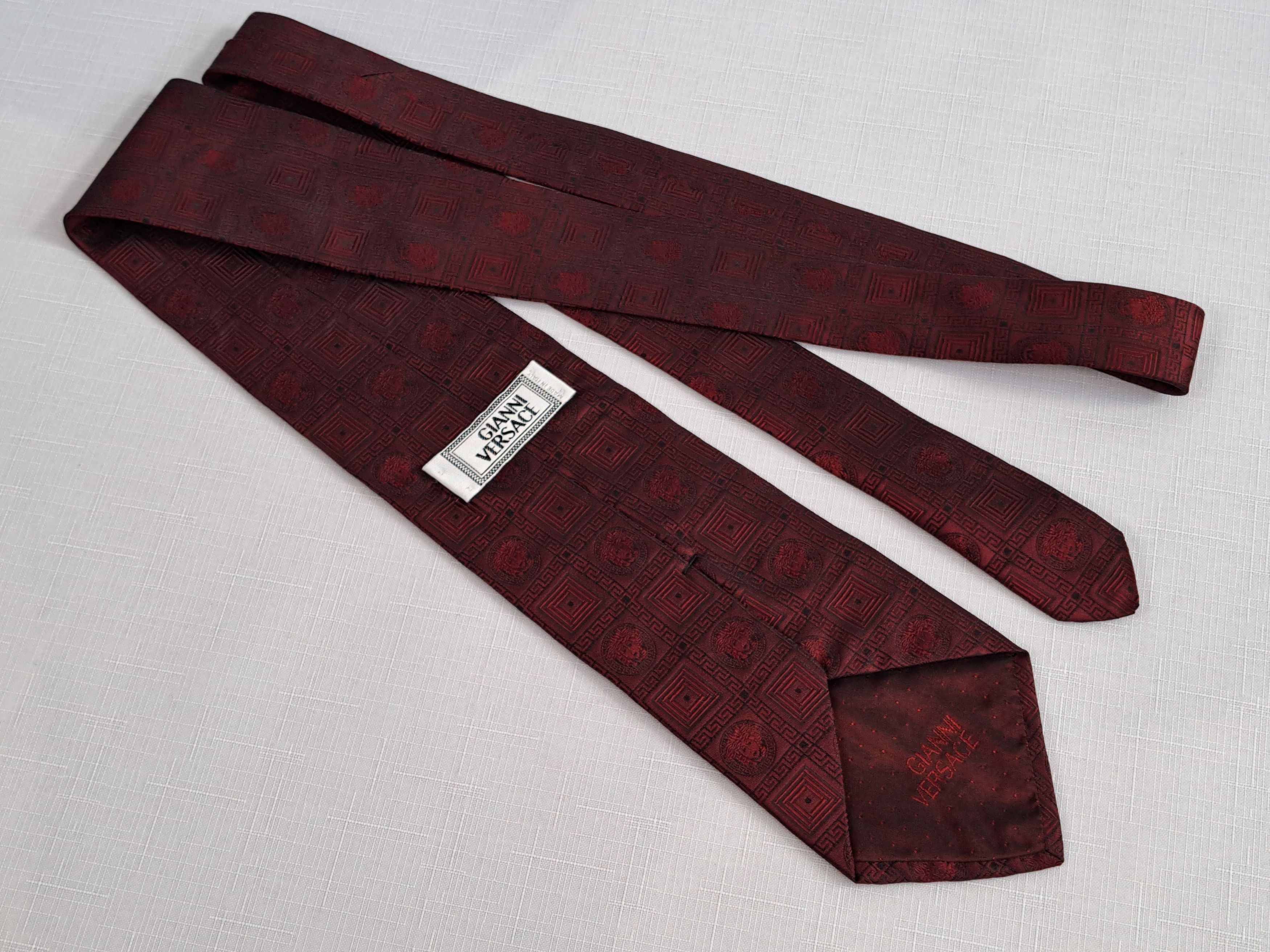 Versace × Vintage Vintage Gianni Versace Medusa silk tie. Made in Italy Size ONE SIZE - 4 Thumbnail