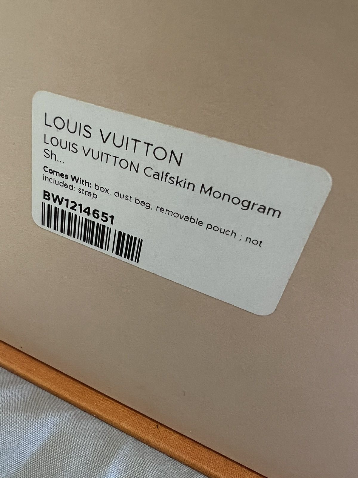 Louis Vuitton LOUIS VUITTON Monogram Shadow LV Duo Messenger Bag Grey Size ONE SIZE - 13 Thumbnail