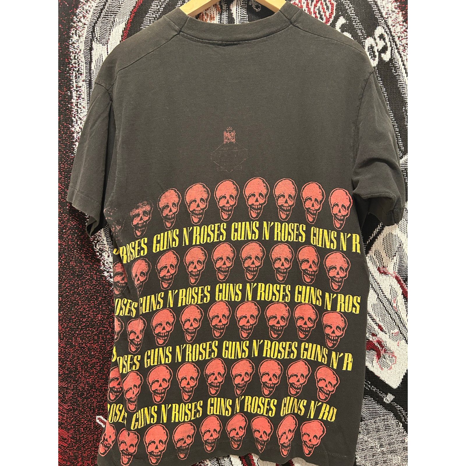 Vintage 1992 Guns N' Roses Black AOP Single Stitch All Over Print Size US L / EU 52-54 / 3 - 2 Thumbnail
