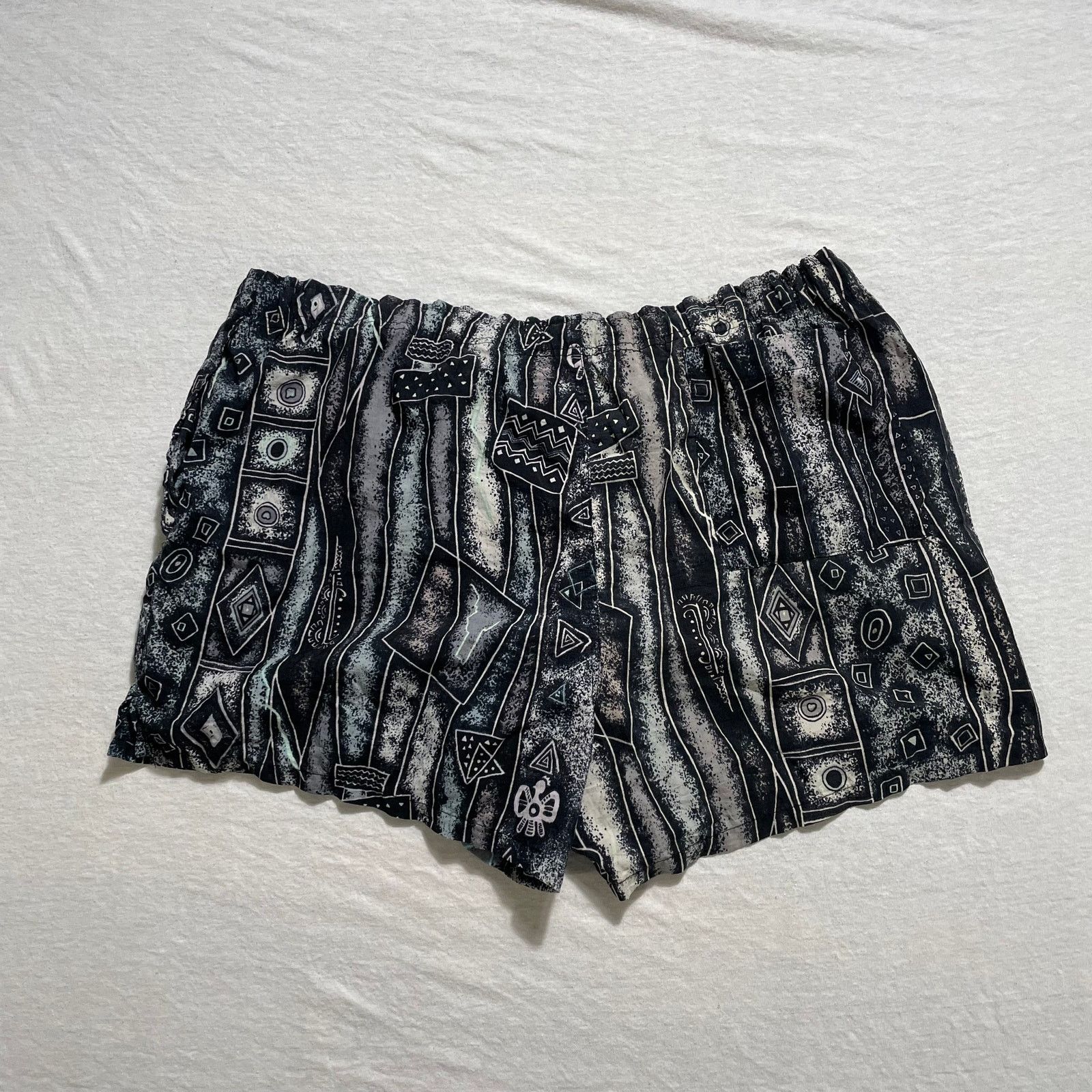 Vintage Vintage Maui Trading Company Swim Trunks Size (XL) Size US 36 / EU 52 - 7 Thumbnail