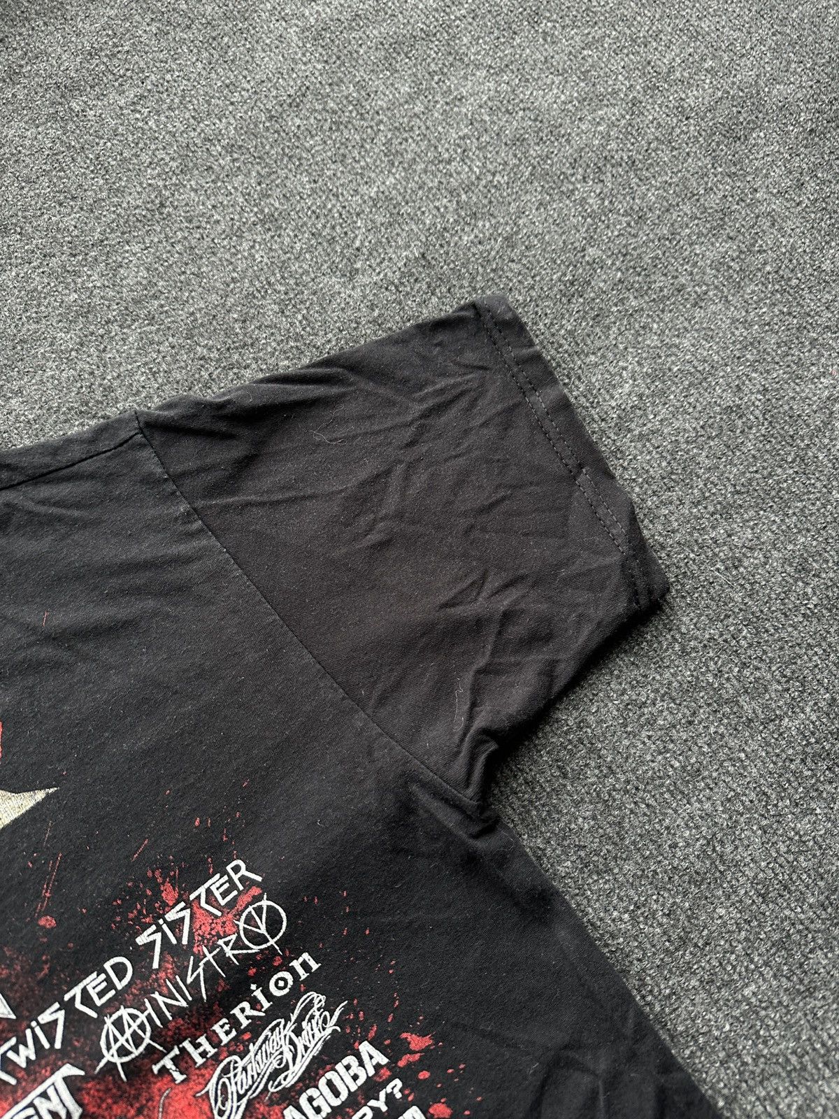 Band Tees 🚨 WACKET 2016 IRON MAIDEN Tee band big logo TOUR FEST Size US M / EU 48-50 / 2 - 10 Thumbnail