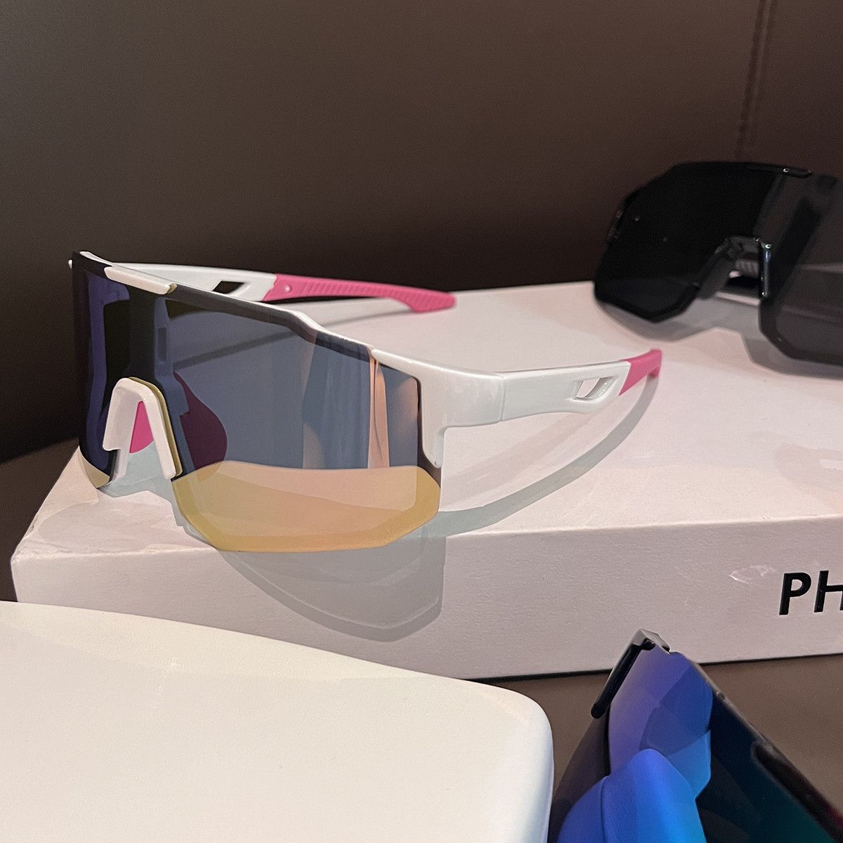 VIBE Dark Street ins style custom avant-garde sunglasses Size ONE SIZE - 3 Thumbnail