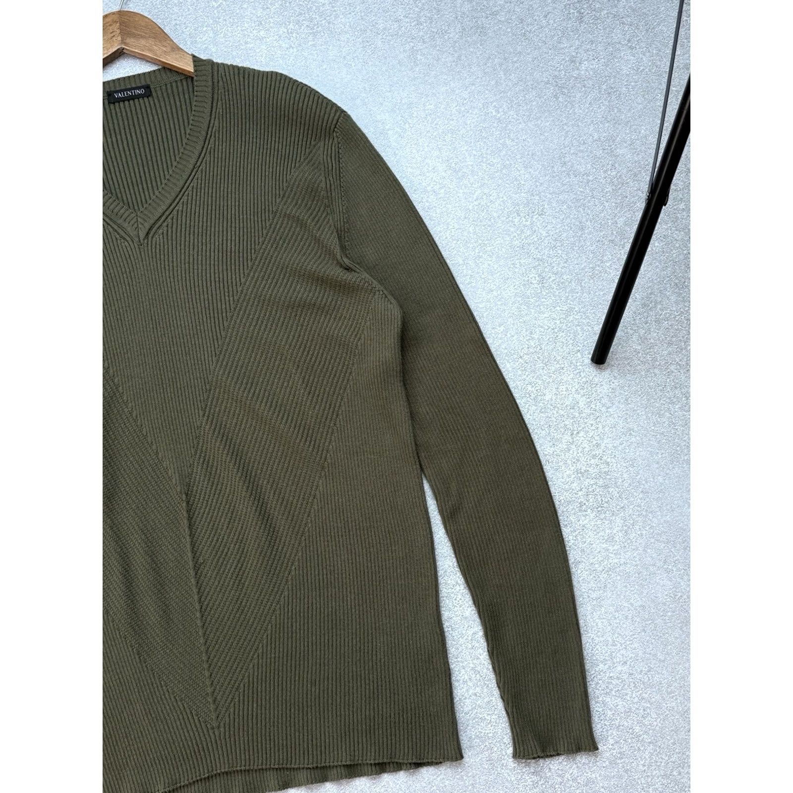 Valentino VINTAGE Valentino Sweater V-Neck Avant-Gard Pullover Men’s Khaki Size M-L Pullover Sweatshirt Knit Green 90s Designer Mens Sweater Size US M / EU 48-50 / 2 - 4 Thumbnail
