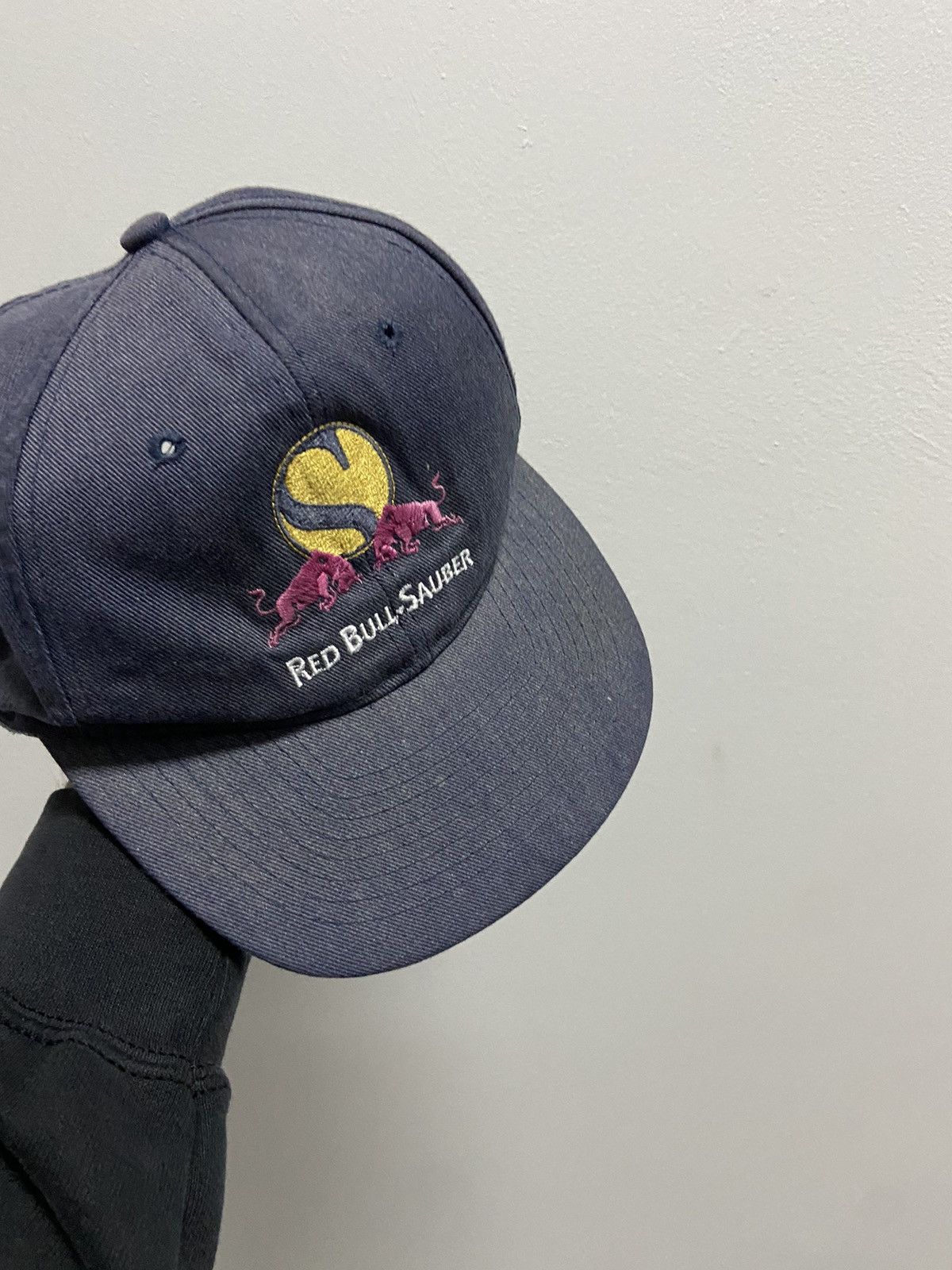Red Bull × Vintage Red bull sauber racing cap vintage Size ONE SIZE - 5 Thumbnail