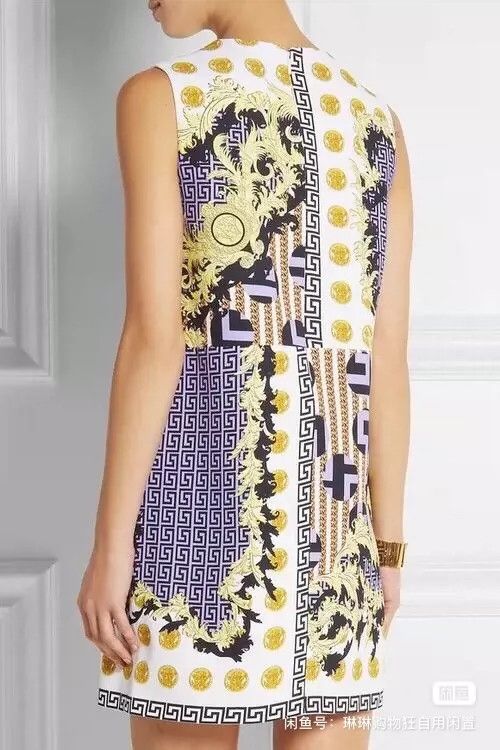 Versace Versace Classic dress Size M / US 6-8 / IT 42-44 - 9 Thumbnail