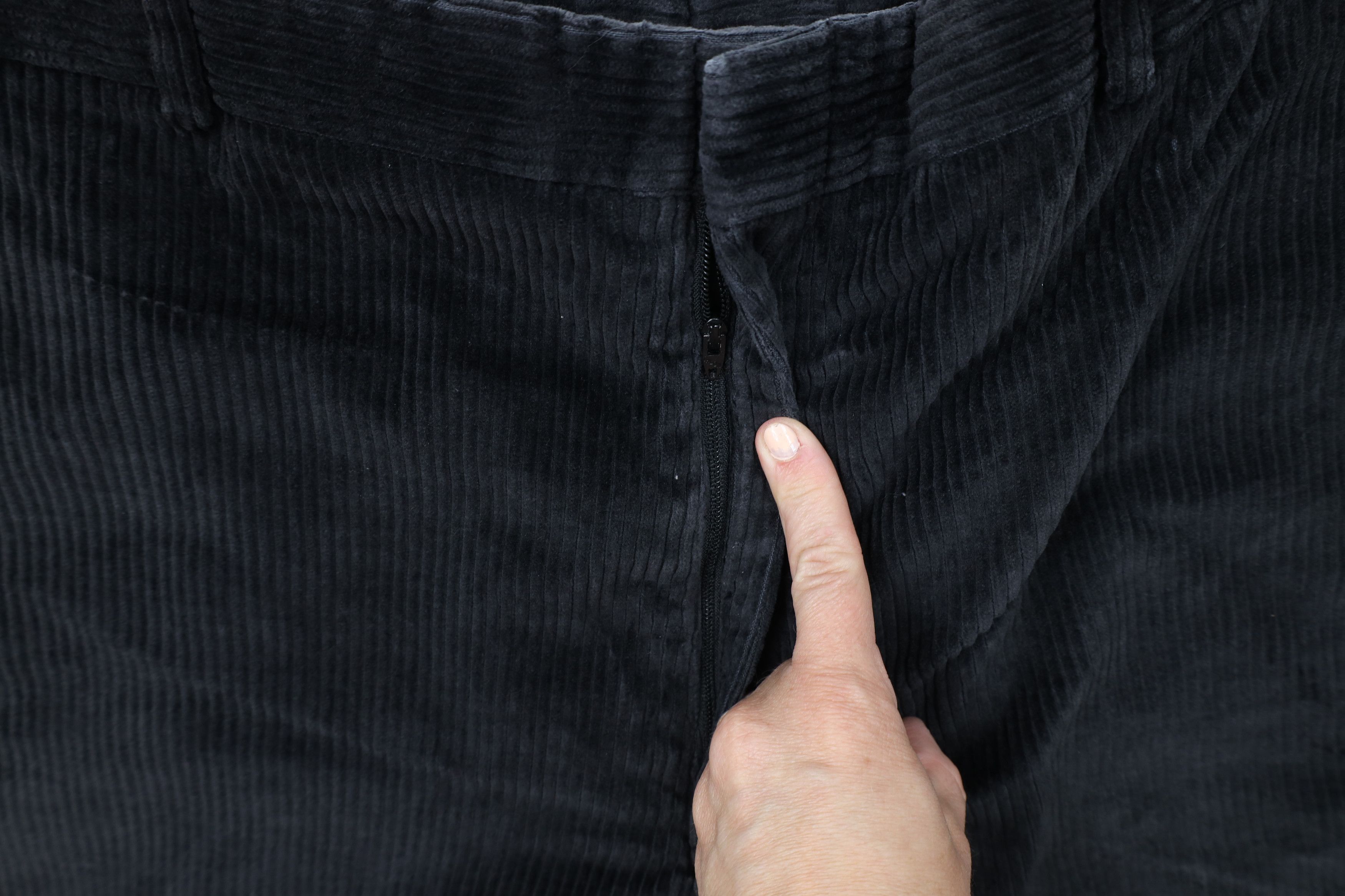 Lands' End Vintage 90s Lands End Corduroy Wide Leg Chino Pants Black Size US 38 / EU 54 - 6 Thumbnail