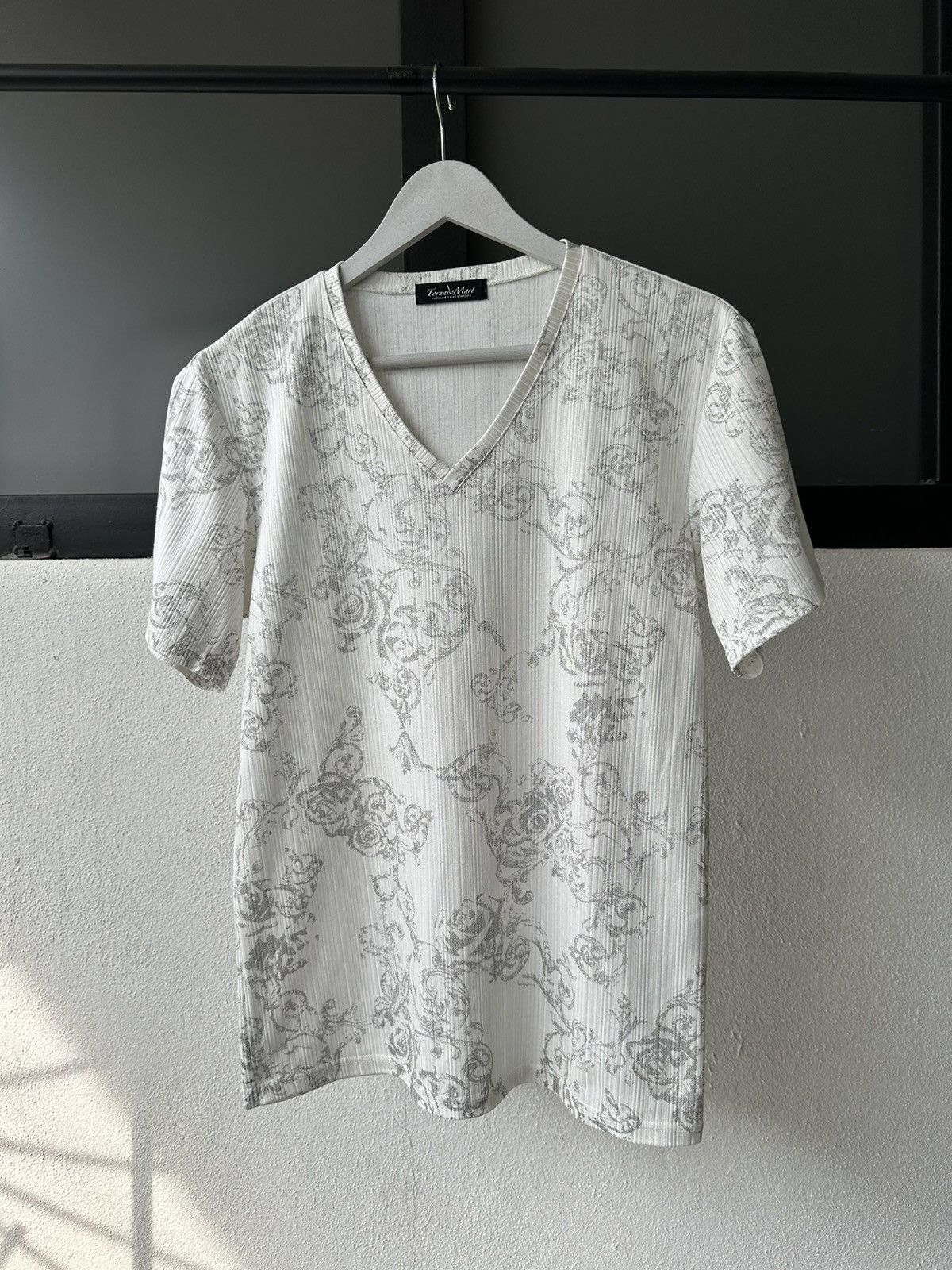 Tornado Mart 00's Tornado Mart floral overprinted mesh tee Size US M / EU 48-50 / 2 - 9 Thumbnail