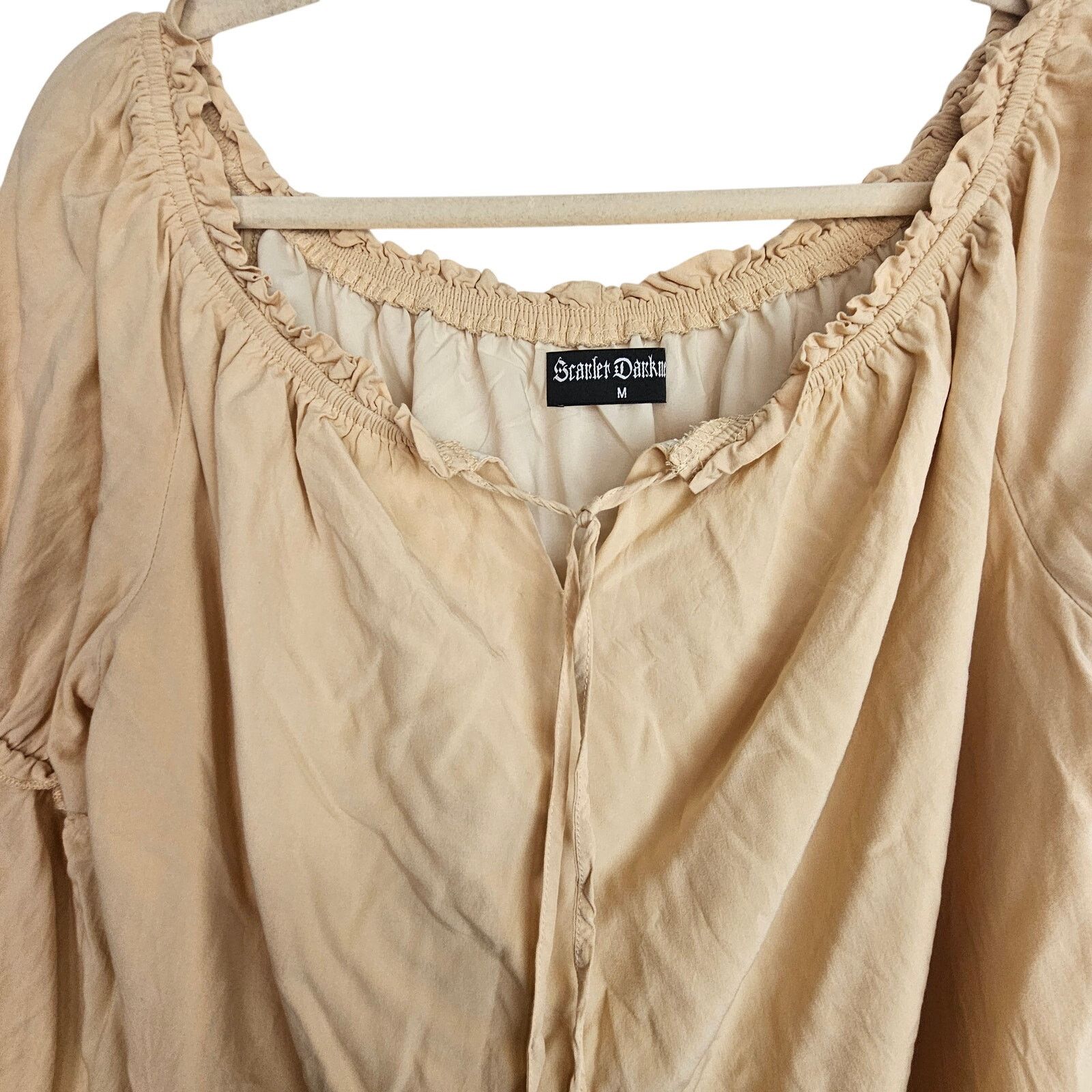Black Scale Scarlet Darkness Renaissance Off Shoulder Virago Sleeve Top Size M / US 6-8 / IT 42-44 - 3 Thumbnail