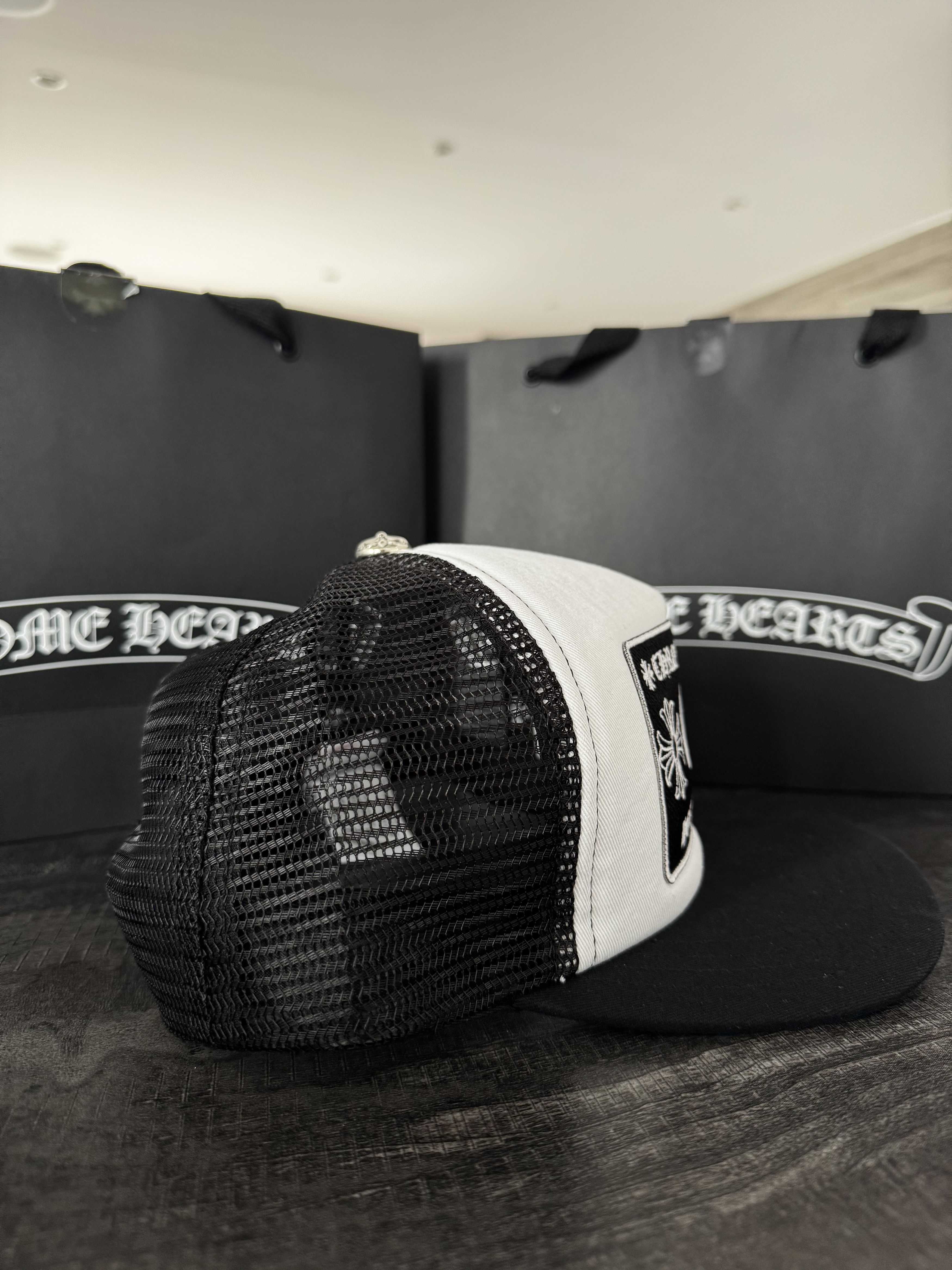 Chrome Hearts CH Hollywood Trucker Hat White Size ONE SIZE - 3 Thumbnail