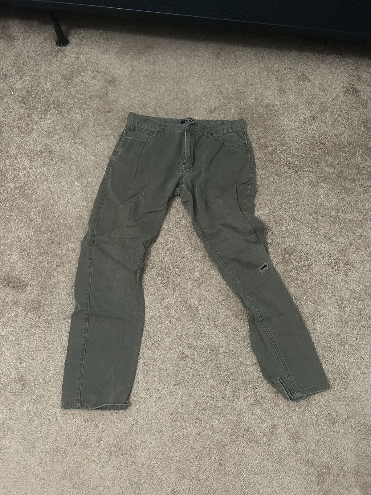 Forever 21 Forever 21 Jeans Size US 34 / EU 50 - 1 Thumbnail