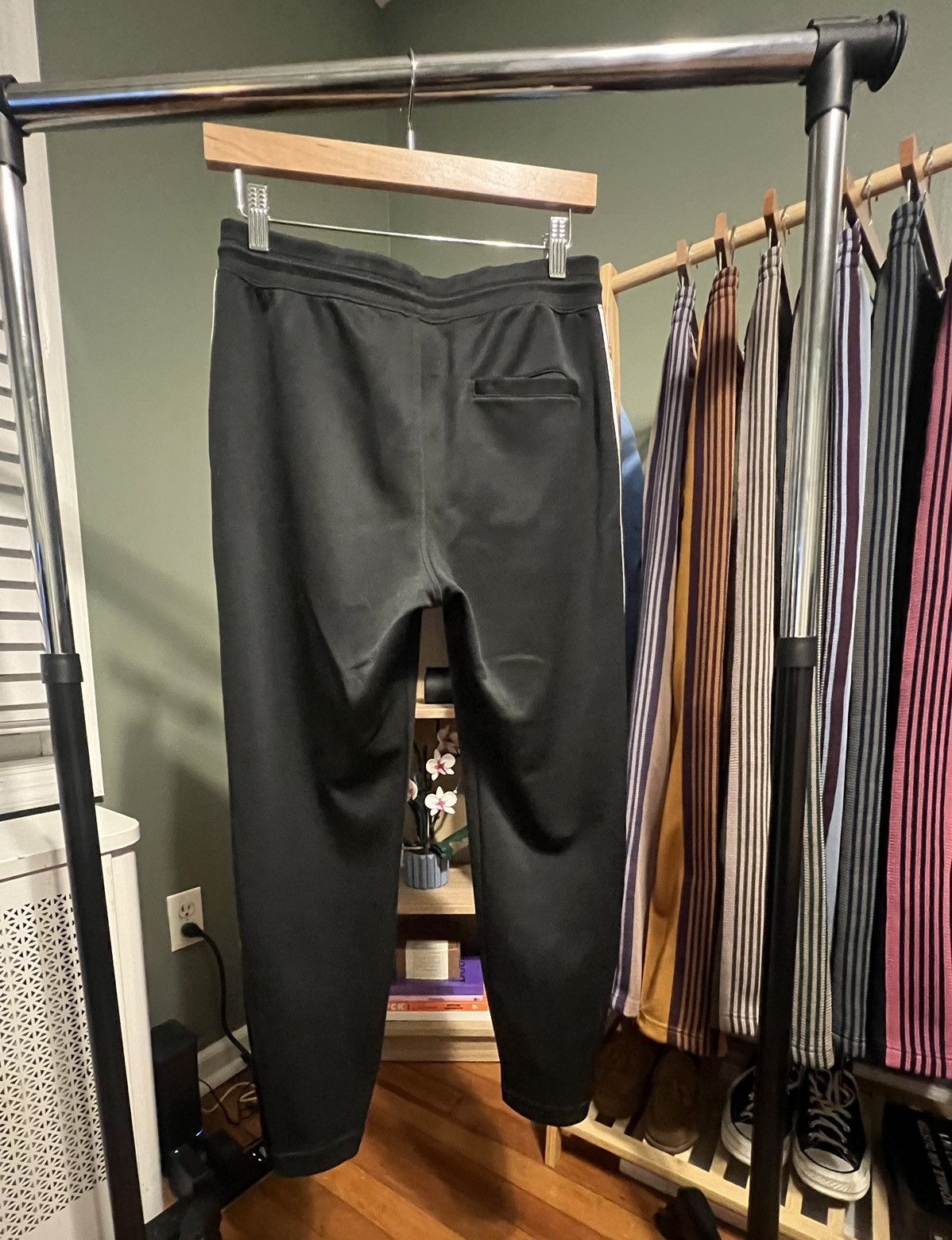 Nike Nike Tape Logo Track-pants Size US 28 / EU 44 - 2 Thumbnail