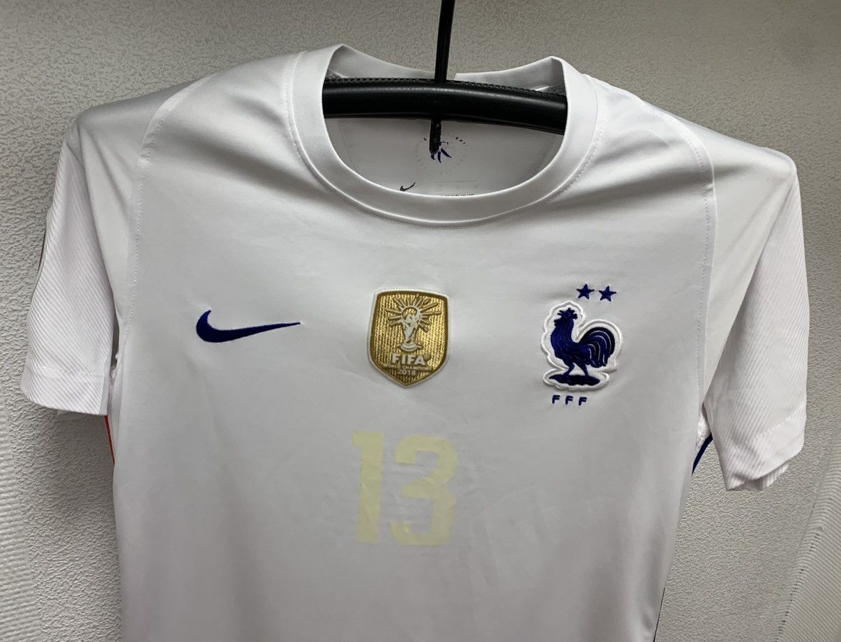 Nike Kante 13 Nike France soccer jersey M sz fifa World Cup 2018 Size US M / EU 48-50 / 2 - 4 Thumbnail