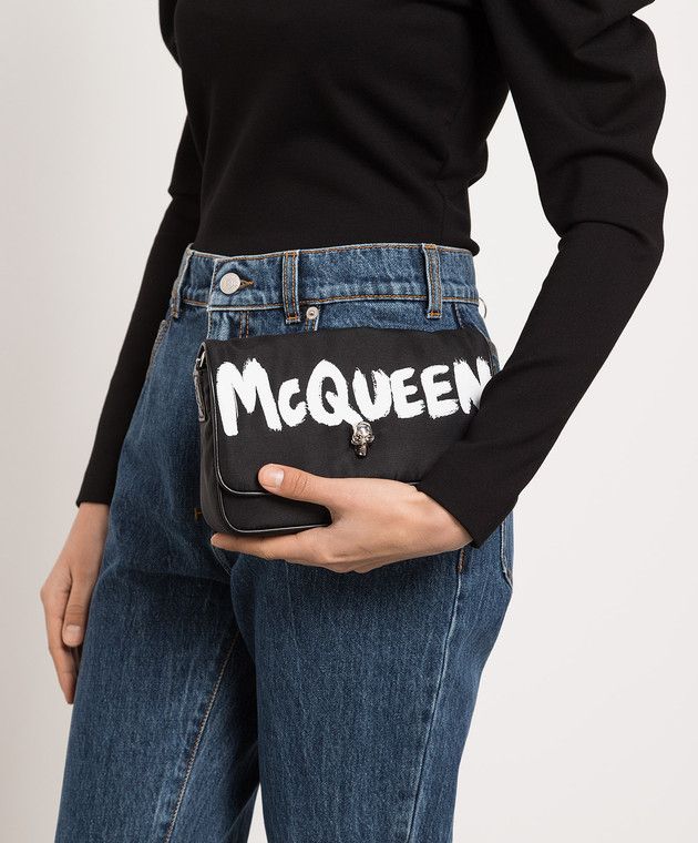 Alexander McQueen o1w1db10925 Size: OS/Small Skull Bag in Black Size ONE SIZE - 3 Thumbnail