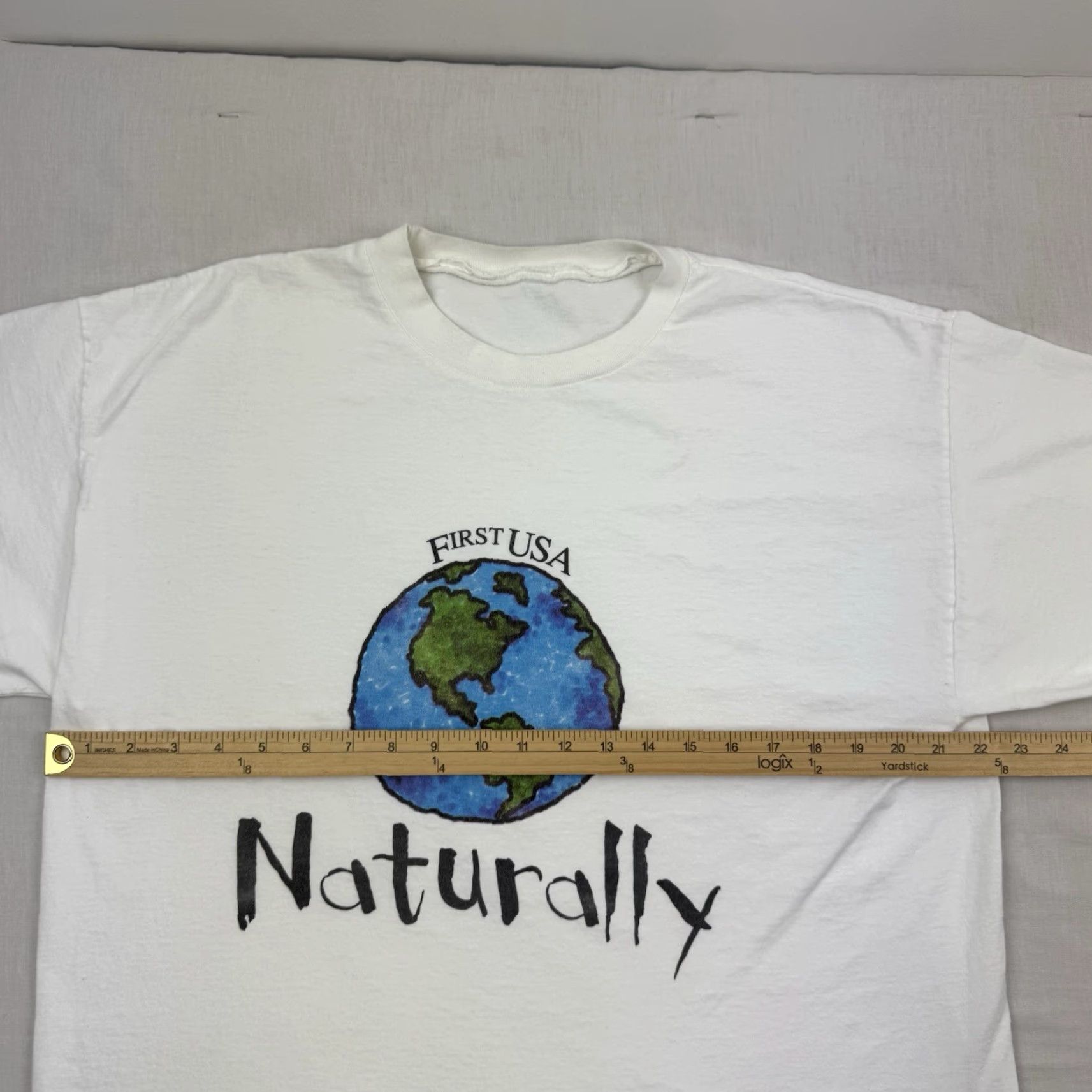 Vintage VINTAGE Unbranded T-Shirt Globe Earth World 90s Nature Mens Adult Medium White Size US M / EU 48-50 / 2 - 7 Thumbnail
