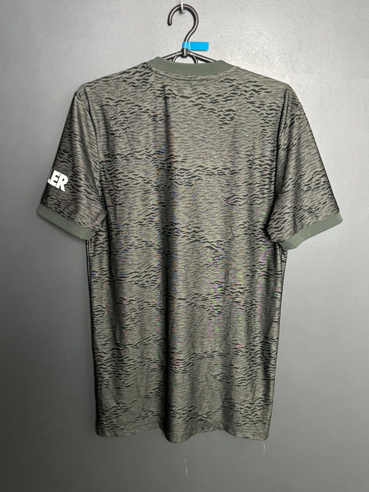 Adidas Manchester United 20/21 Away Football Jersey T-Shirt Size US S / EU 44-46 / 1 - 2 Thumbnail