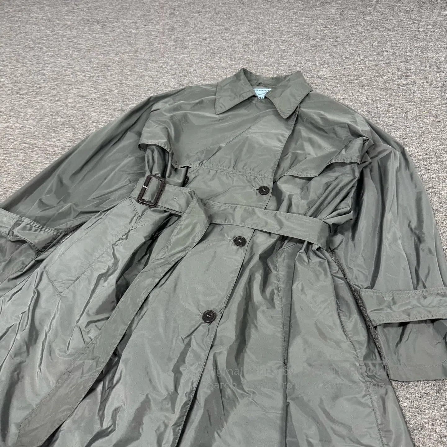 Prada Prada Skirt hem nylon windbreaker| Size L / US 10 / IT 46 - 3 Thumbnail