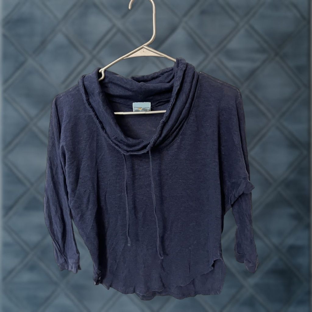 Vintage C&C California Cowl Neck Linen Blouse Women Size Small Navy Blue Size S / US 4 / IT 40 - 1 Thumbnail