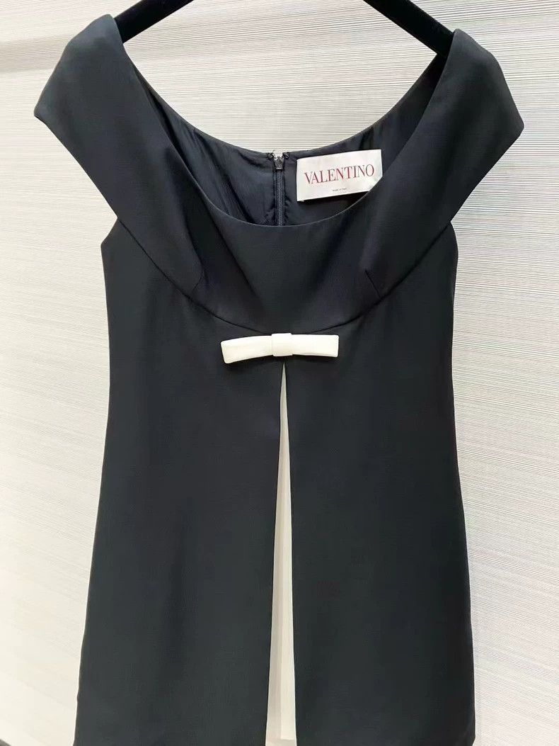 Valentino Valentino Black and white color-blocked dress Size M / US 6-8 / IT 42-44 - 3 Thumbnail