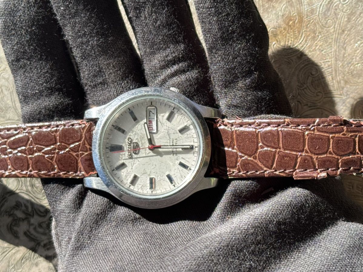 Seiko Seiko 5 Japan Made Automatic 21 Jewels SNKE01J1 Size 36 - 20 Thumbnail