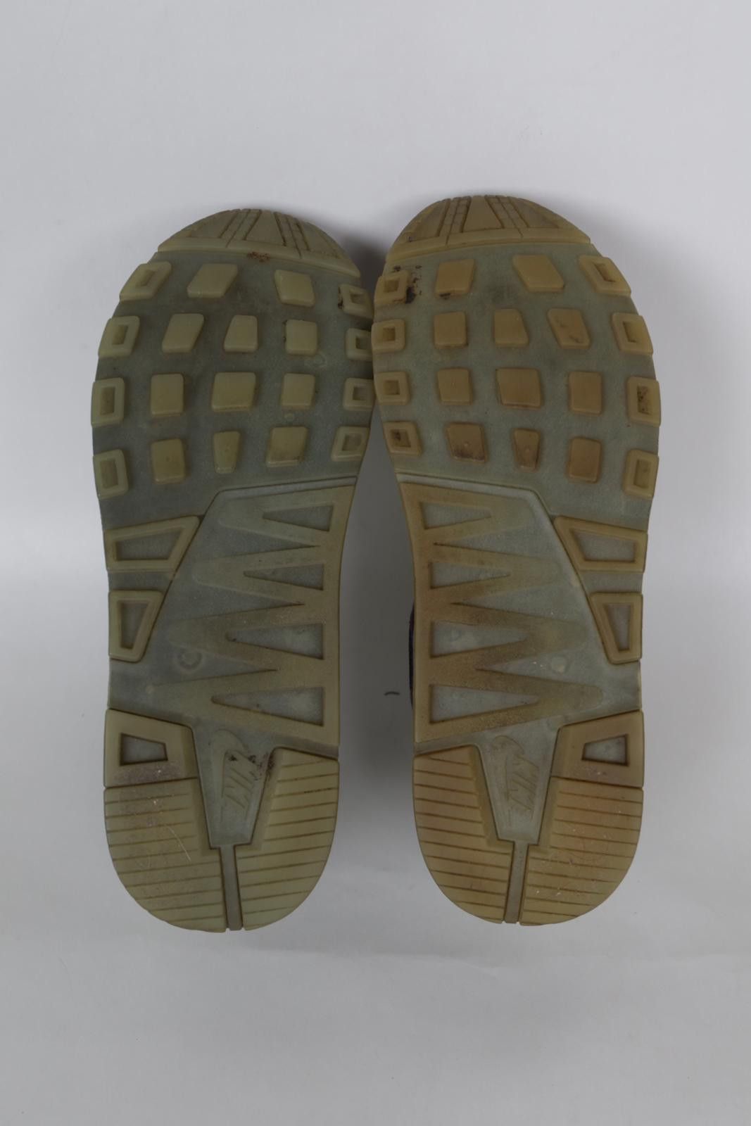 Nike 05' Nike x Footpatrol Air Stabb Low-Top Sneakers Size US 9 / EU 42 - 6 Thumbnail