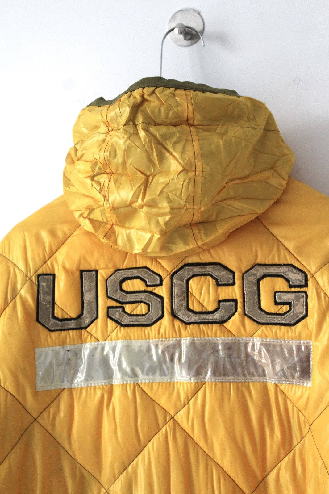 Avirex 2000S AVIREX USCG AF-75 QUILTED RESCUE JACKET – YELLOW Size US XL / EU 56 / 4 - 8 Thumbnail