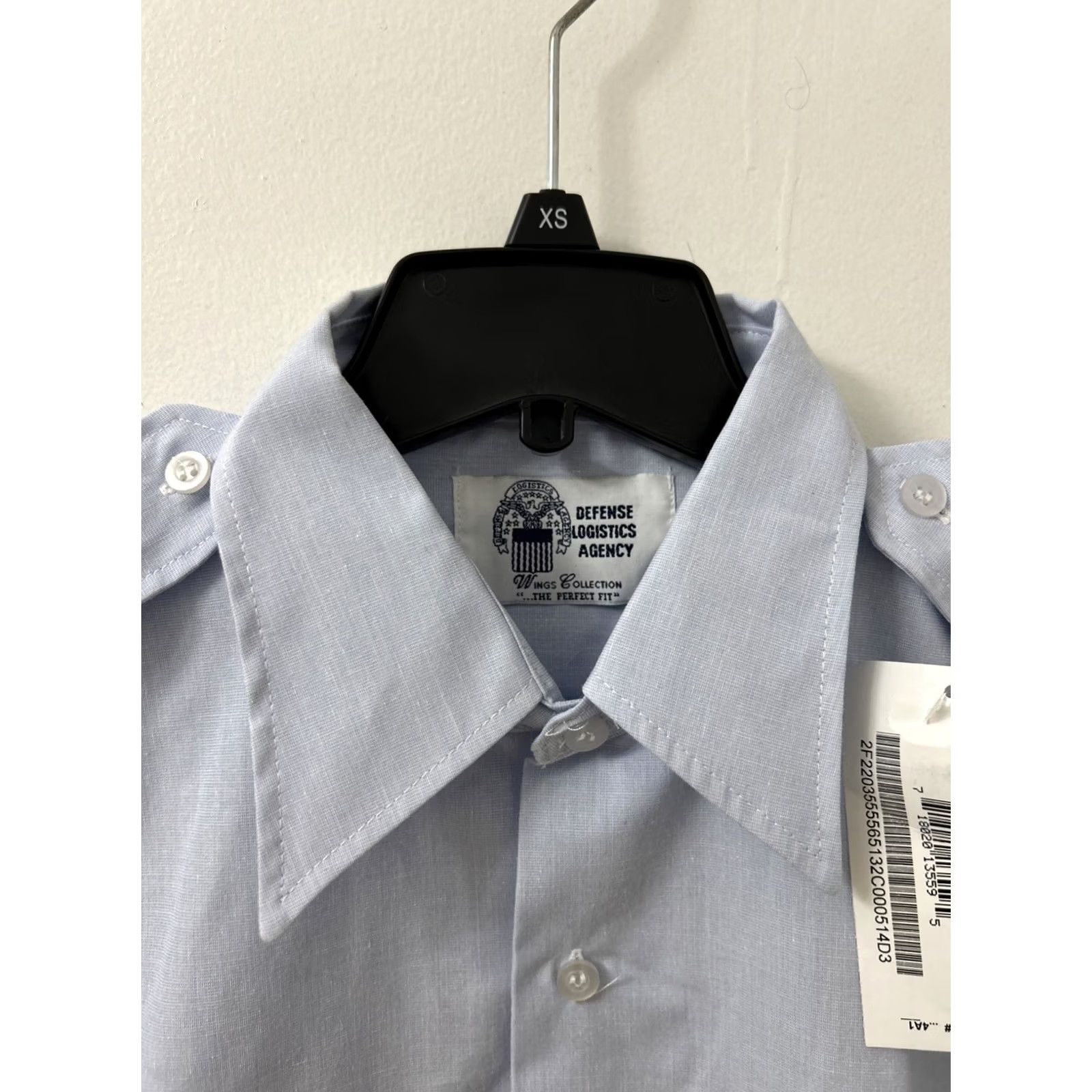 Vintage U.S Military Shirt Mens 16 X 33 Blue Defense Logistics Agency Dress Shirt L/S Size US L / EU 52-54 / 3 - 7 Thumbnail