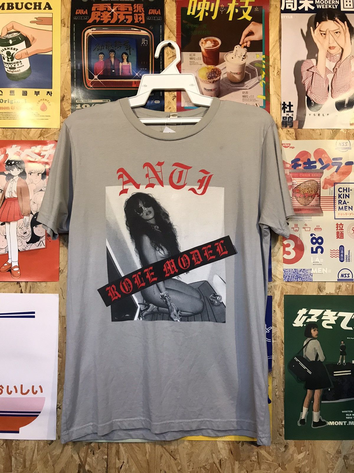 Band Tees × Rare × Rihanna Rihanna Solo Singer Tee Shirt | Grailed