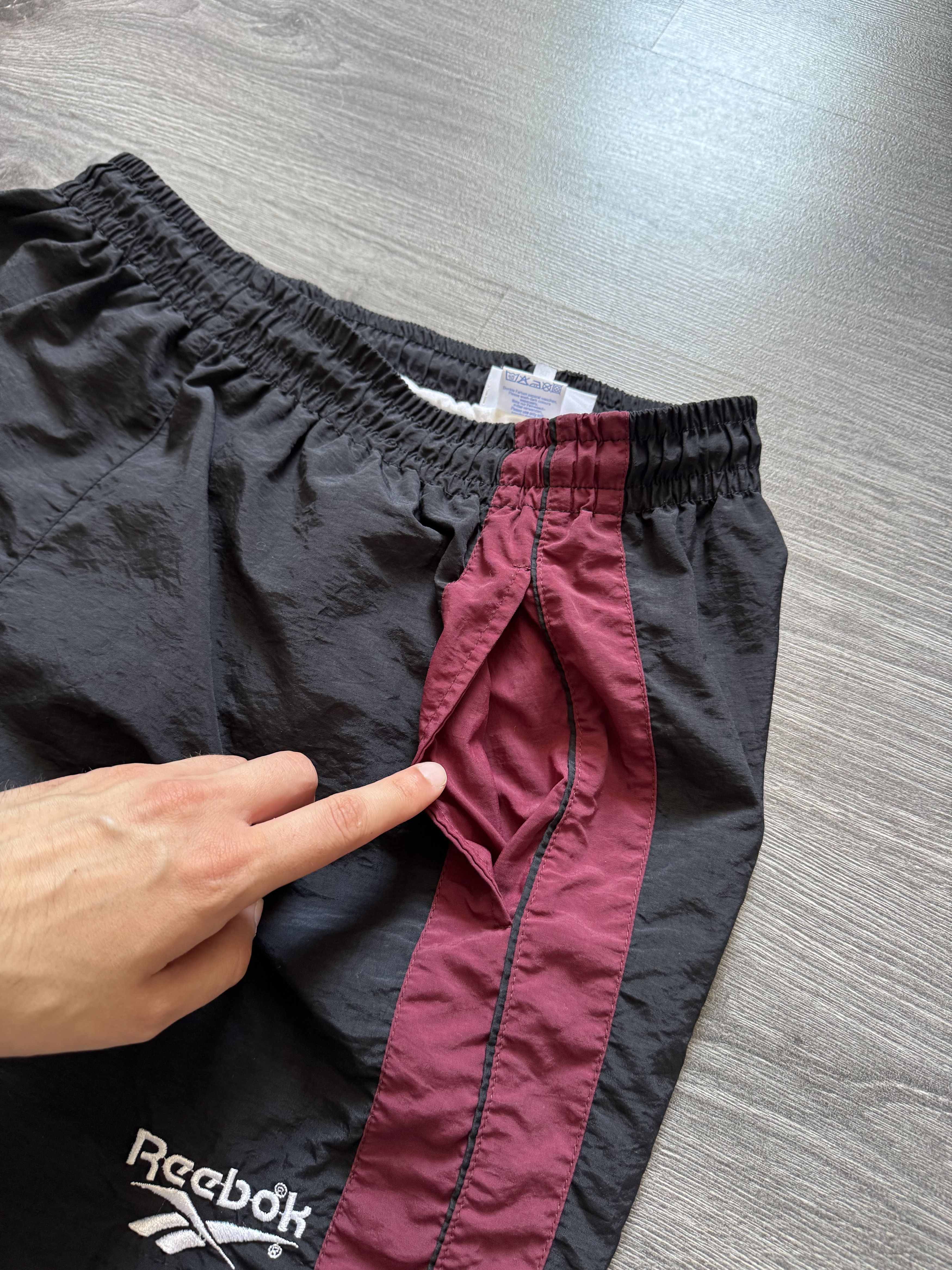 Reebok Reebok Vintage Mens Nylon Shorts Y2K Size US 36 / EU 52 - 6 Thumbnail