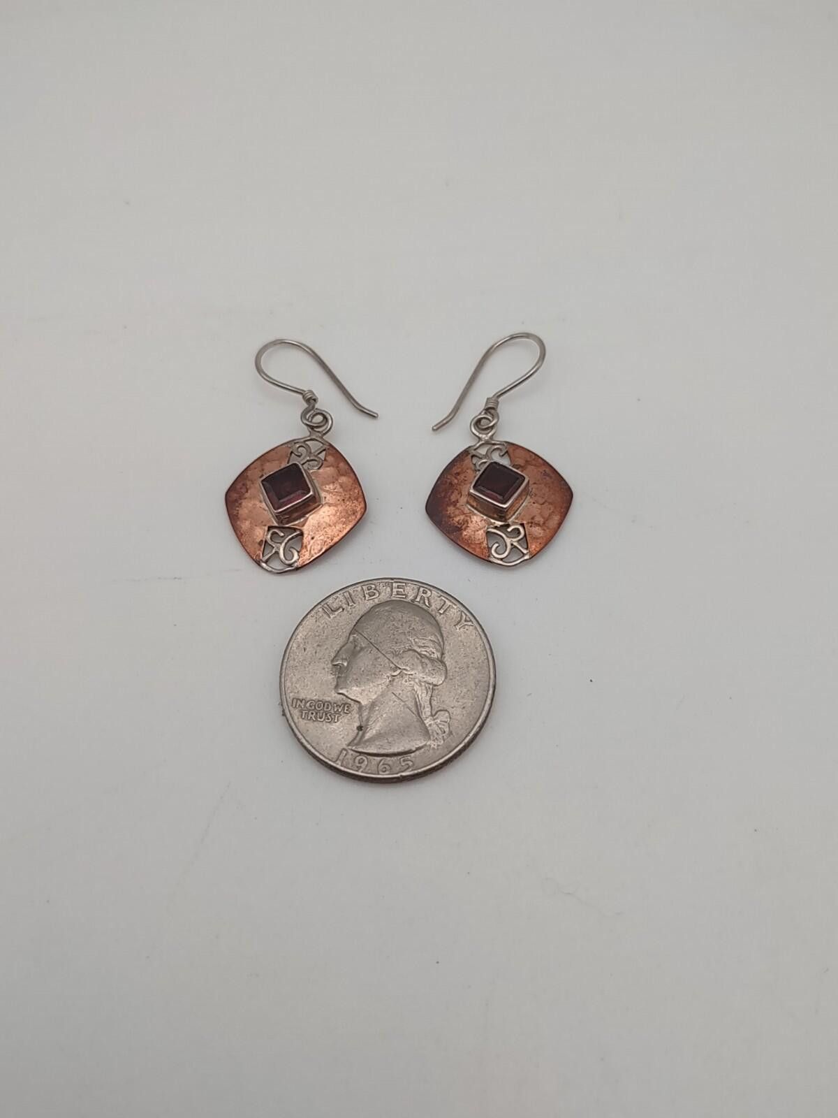 The Unbranded Brand Vintage Mixed Metal Garnet Filigree Boho Dangle Earrings Size ONE SIZE - 4 Thumbnail