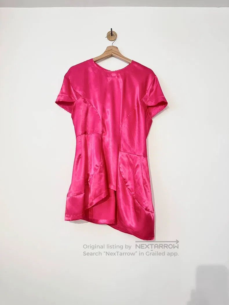 Comme des Garcons Comme Des Garcons Pink shiny fabric, irregular silhouette, Size M / US 6-8 / IT 42-44 - 1 Thumbnail