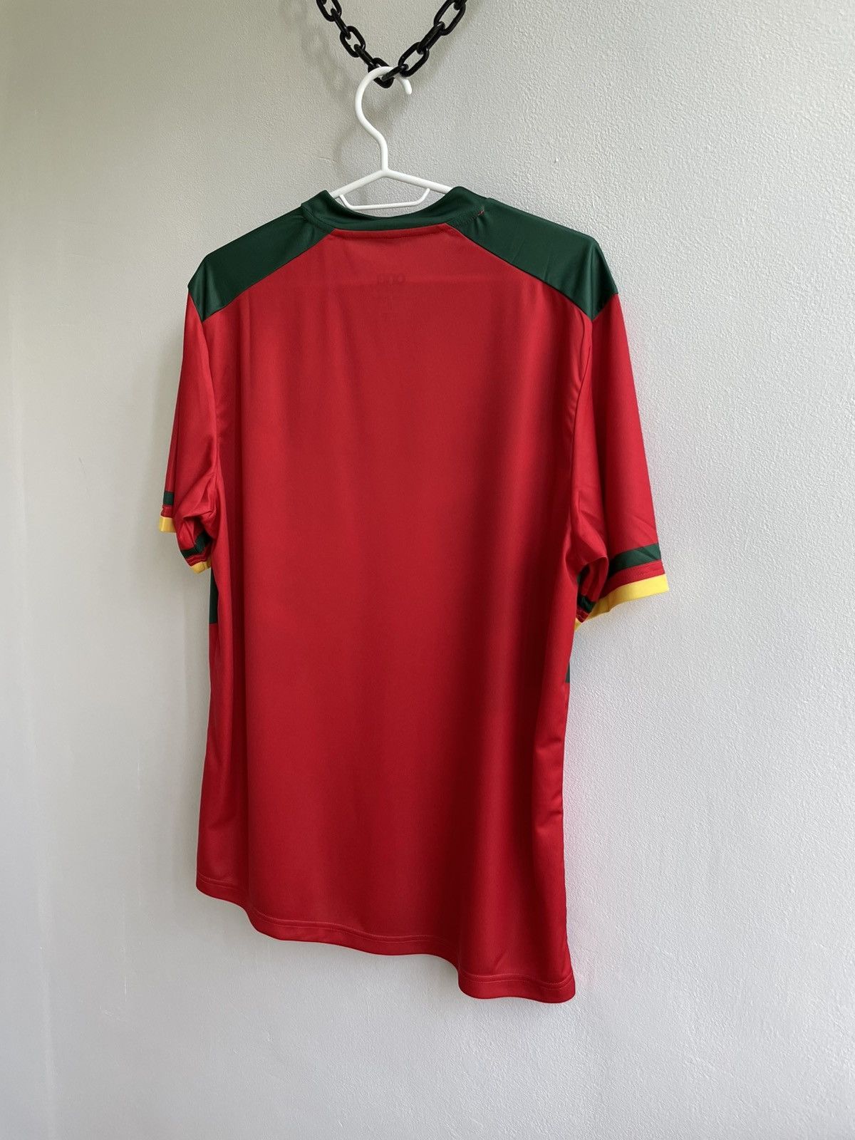 Vintage Cameroon 2022 2023 Away Football Shirt Soccer Jersey One Size US L / EU 52-54 / 3 - 11 Thumbnail