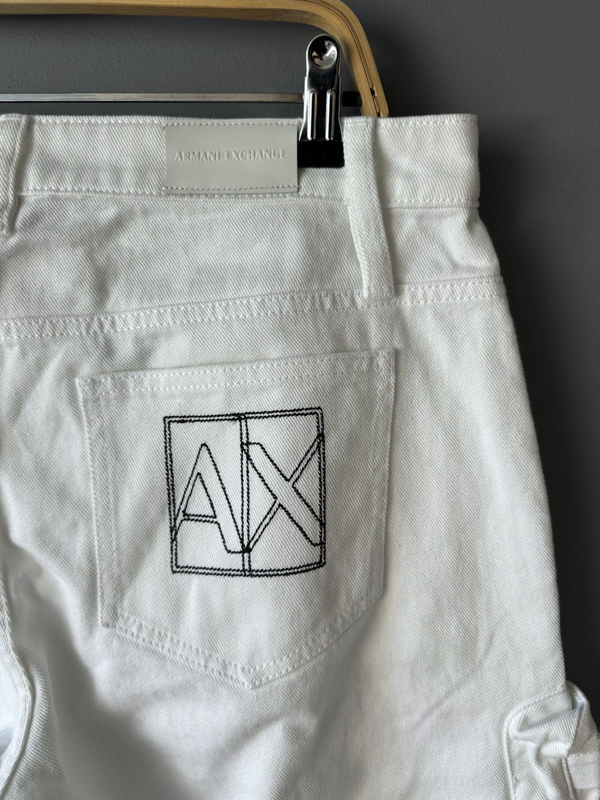 Armani Exchange Armani Exchange Wide denim pants white trousers jeans Size 30" / US 8 / IT 44 - 9 Thumbnail