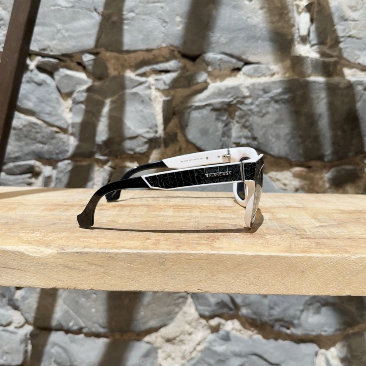 Balenciaga Balenciaga BA 0009 Cracked Effect Black White Sunglasses Size ONE SIZE - 9 Thumbnail