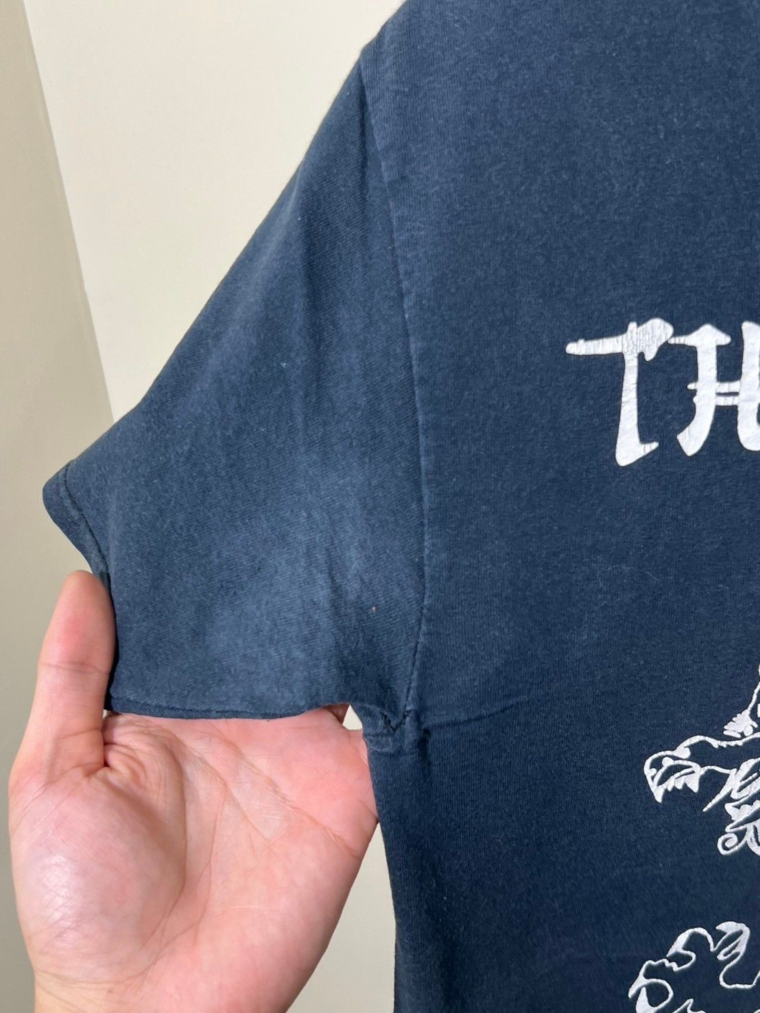 Band Tees × Vintage Vintage 2005's The Clash Dragon shirt bnz01 Size US S / EU 44-46 / 1 - 7 Thumbnail