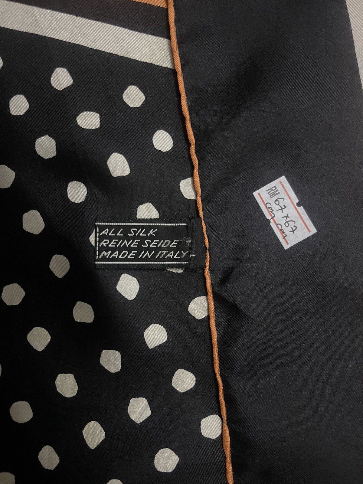 Pierre Balmain PIERRE BALMAIN SILK SCARVES Size ONE SIZE - 6 Thumbnail