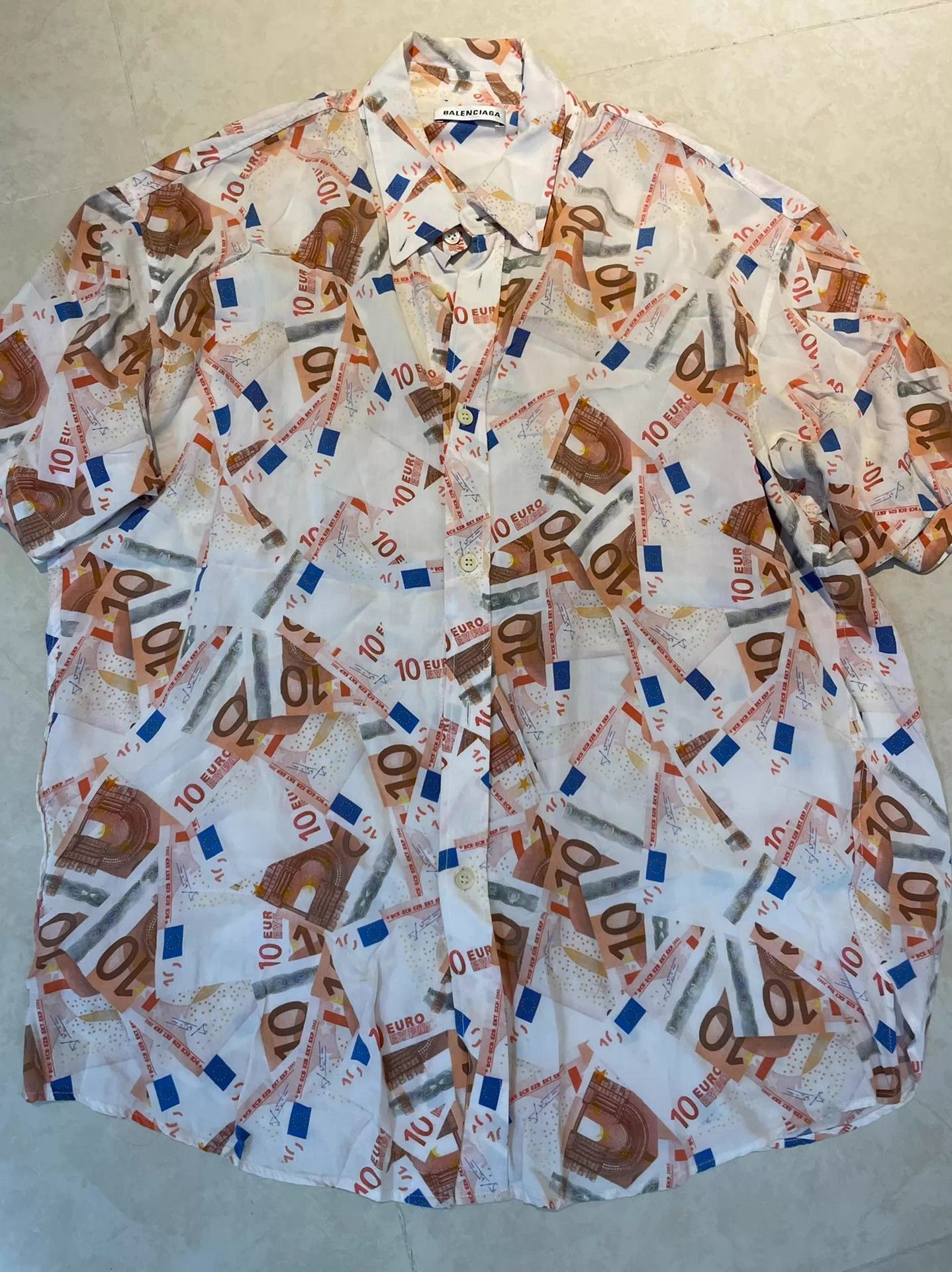 Balenciaga Balenciaga Vintage Allover Print SS Shirt 36 Unisex Size US XXS / EU 40 - 1 Thumbnail