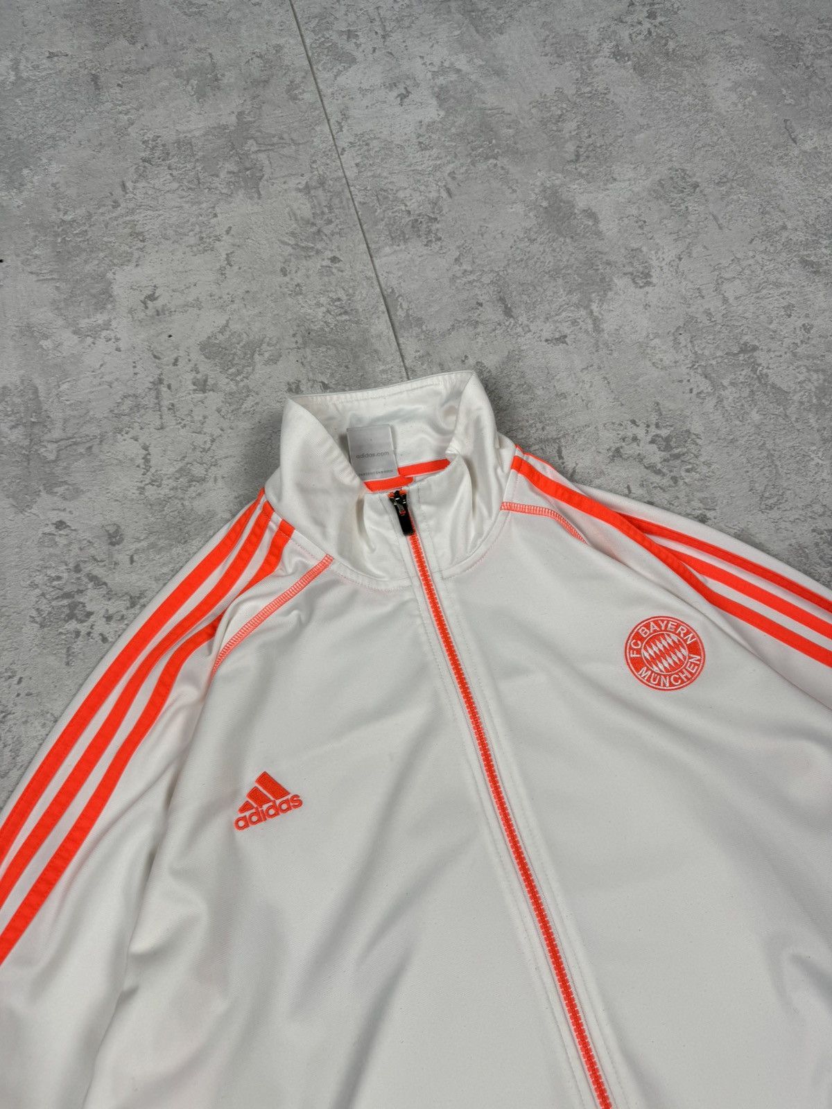 Adidas Adidas Bayern Munich Track Jacket White Red 3 Stripe SizeXXL Size US XXL / EU 58 / 5 - 4 Thumbnail