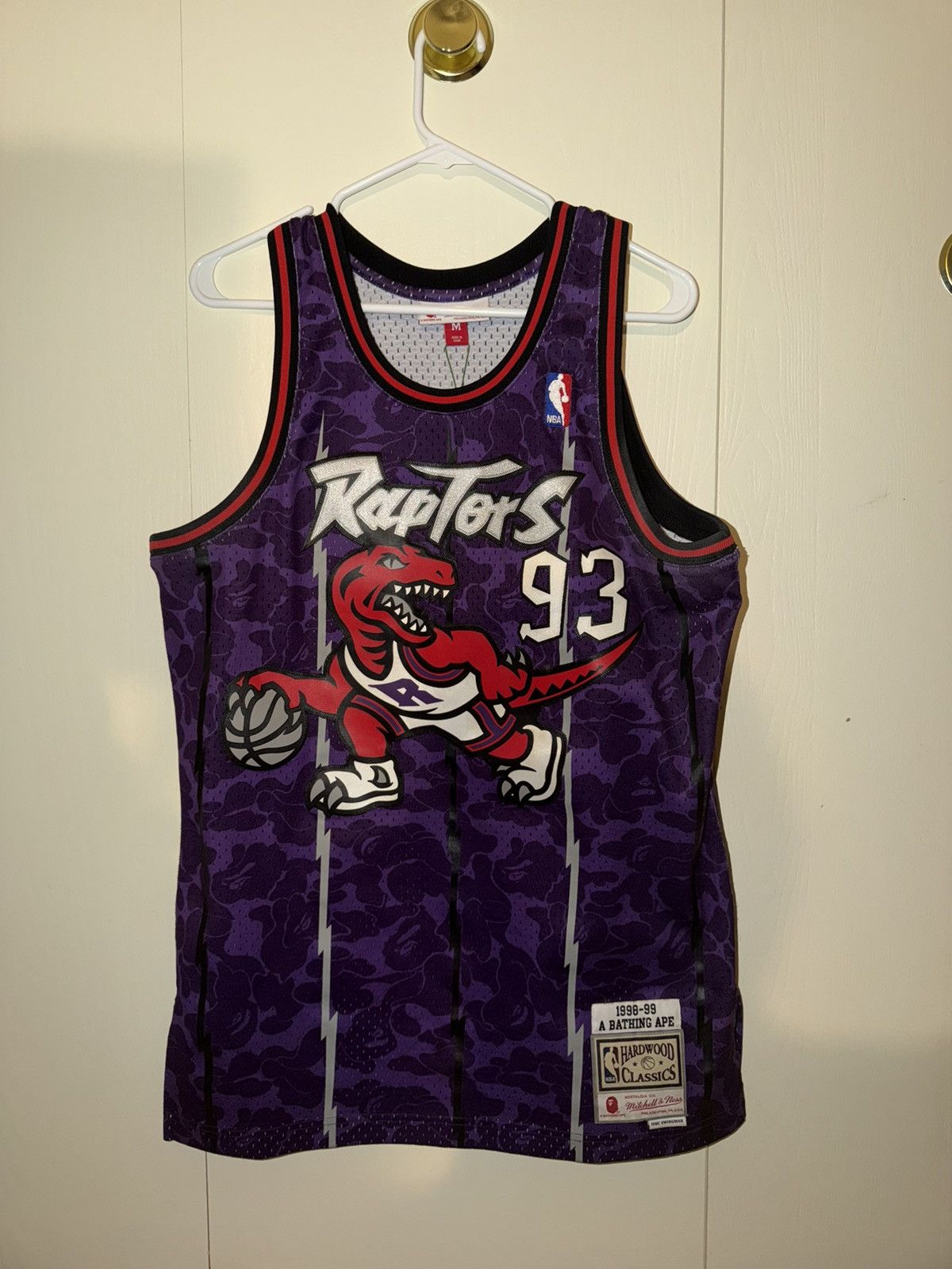 Bape × Mitchell & Ness Bape x Mitchell Ness Toronto Raptors Jersey Size US M / EU 48-50 / 2 - 1 Thumbnail