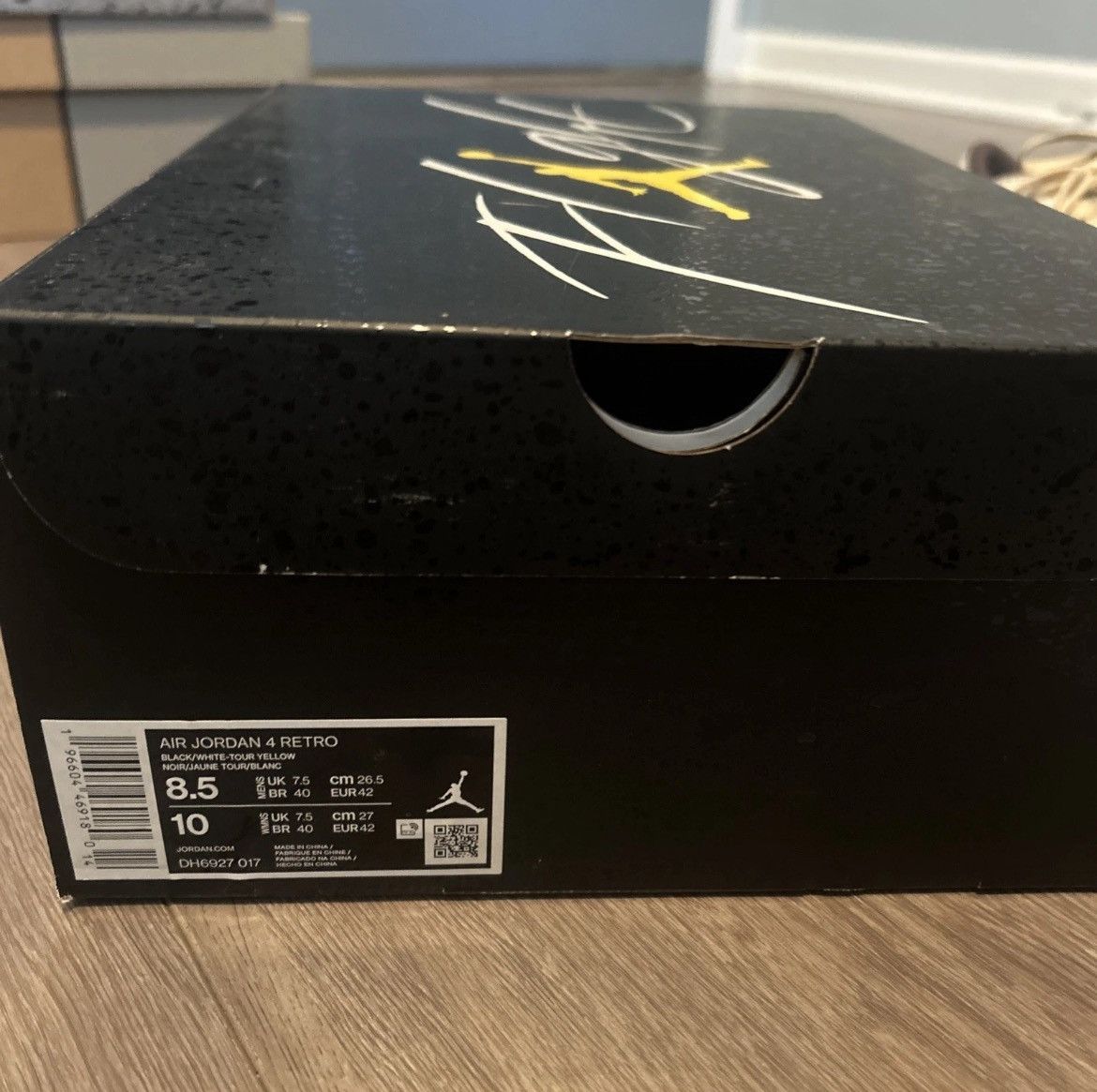 Jordan Brand Jordan’s 4 Yellow Thunder Size US 8 / EU 41 - 8 Thumbnail